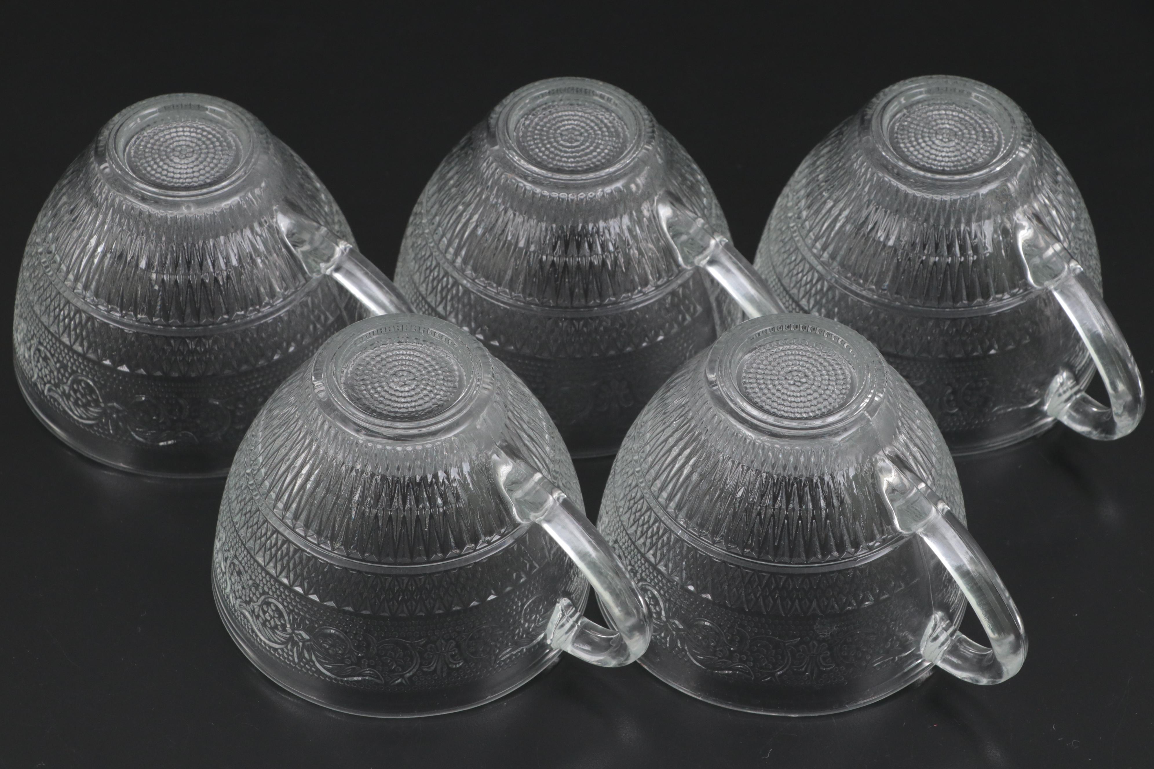 Crystal Clear Industries "Trellis" Glass Dinnerware with Table