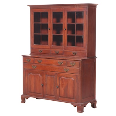 Willett "Wildwood Cherry" American Colonial Style China Cabinet
