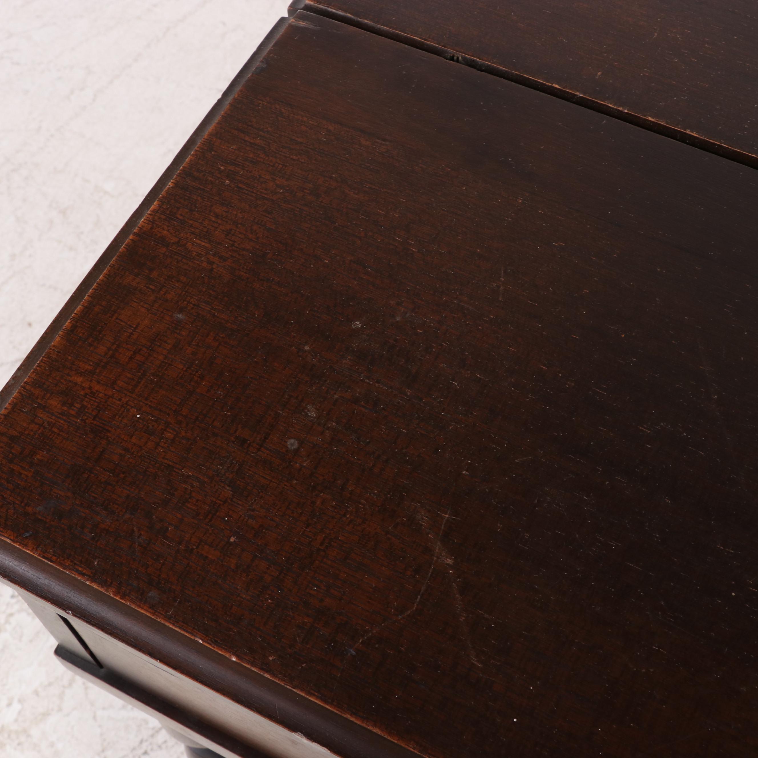 Colonial Mfg. Co. Federal Style Mahogany Desk, Early 20th