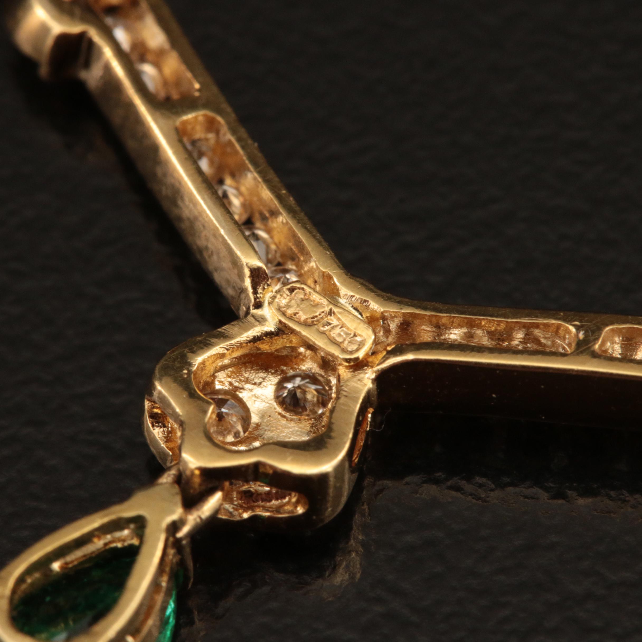 18K Emerald and Diamond Stationary Herringbone Necklace EBTH