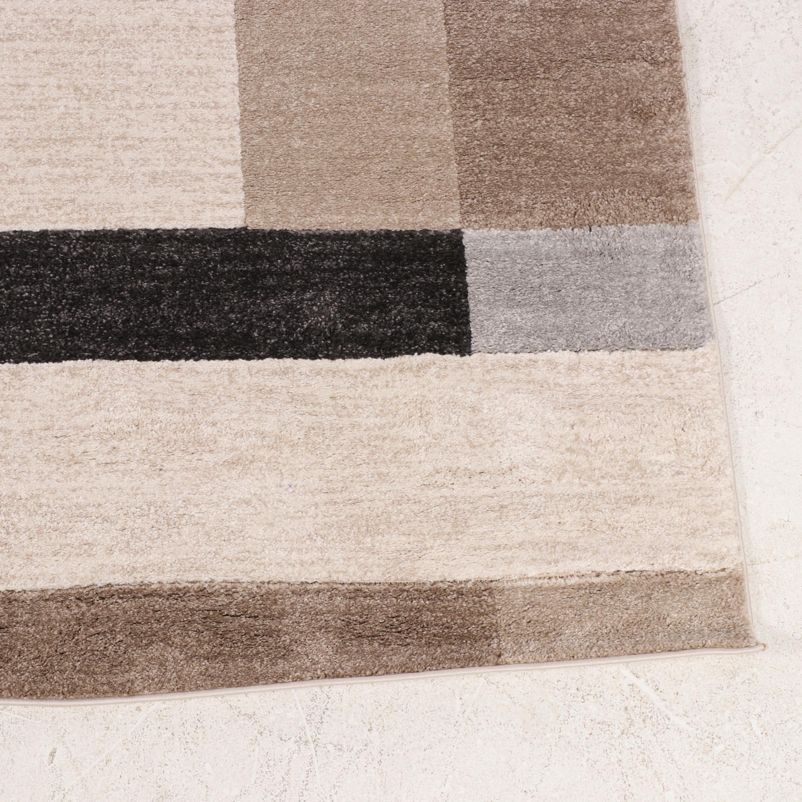 7'10 x 9'10 Machine Made Bazaar Squares Area Rug EBTH