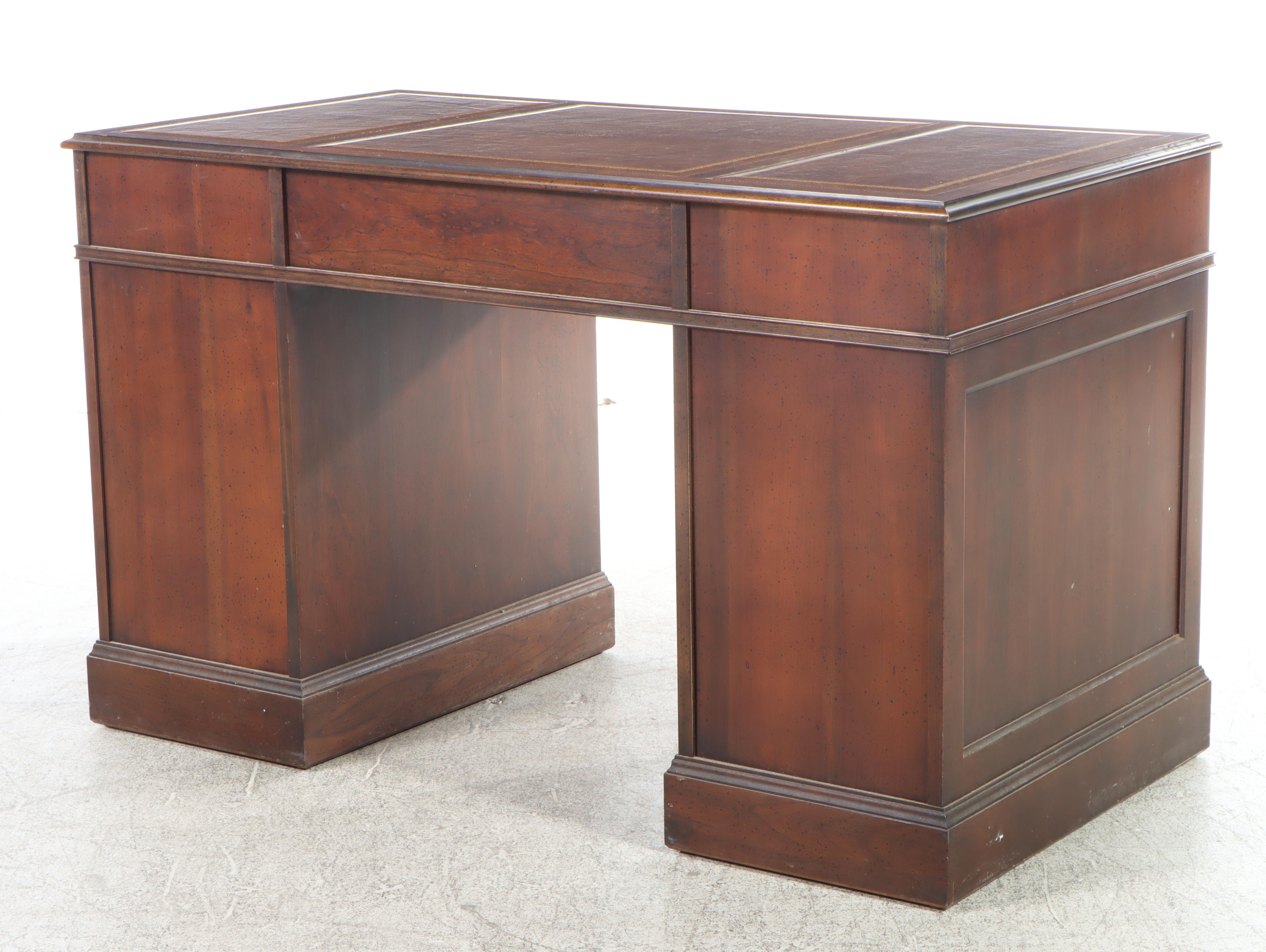 Maddox of Jamestown MahoganyFinish and Leather Top Pedestal Desk with