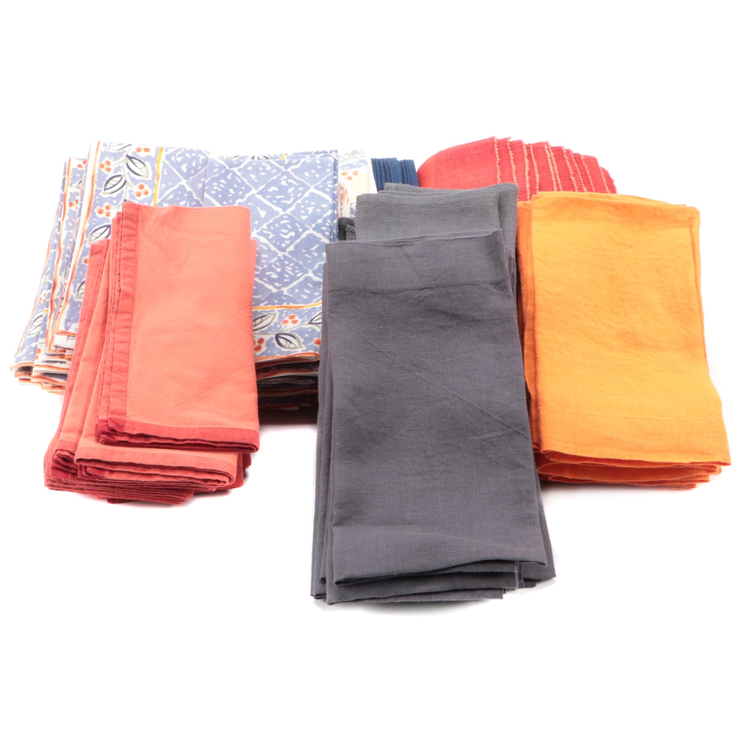 Crate & Barrel With Pottery Barn Napkins and Other Table Linens EBTH