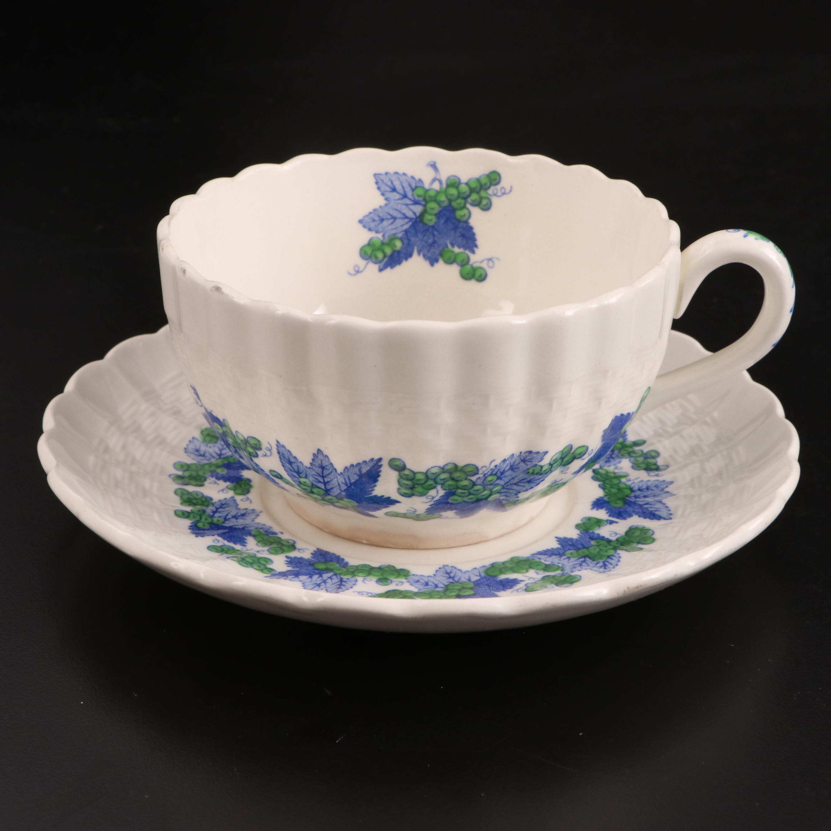 Copeland Spode Earthenware "Valencia" Dinnerware, Mid20th Century EBTH