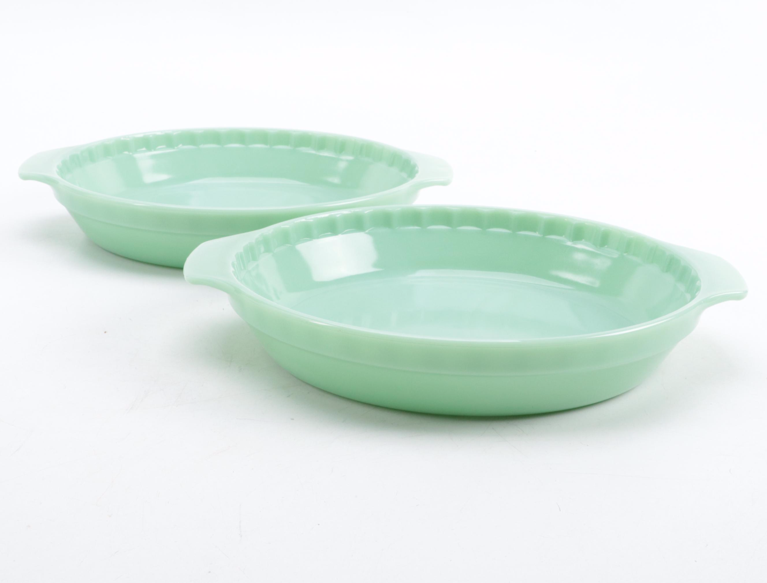 Anchor Hocking FireKing and Other Jadeite Bakeware and Plates EBTH