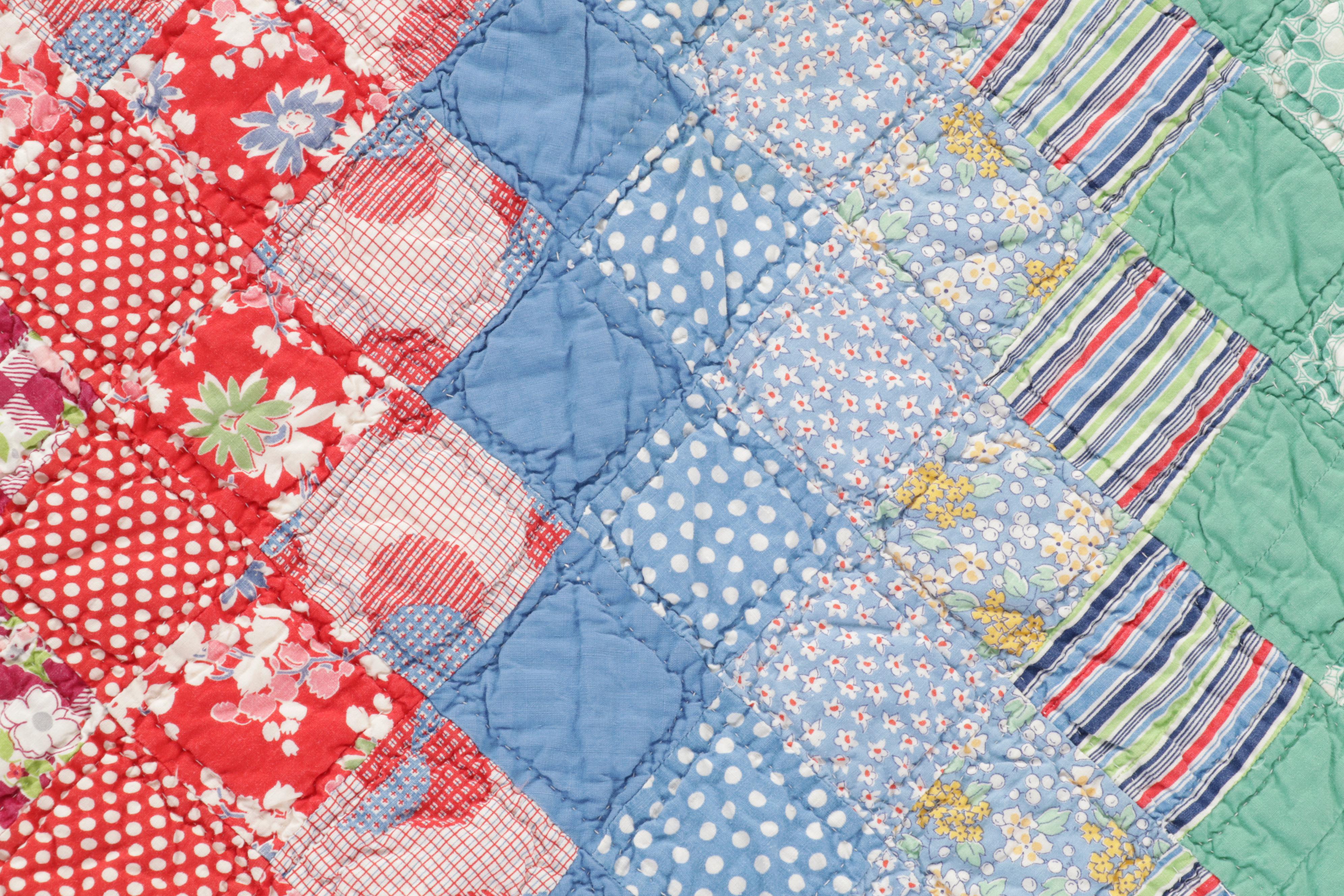 Handmade "Trip Around the World" Patchwork Quilt, Early to Mid 20th