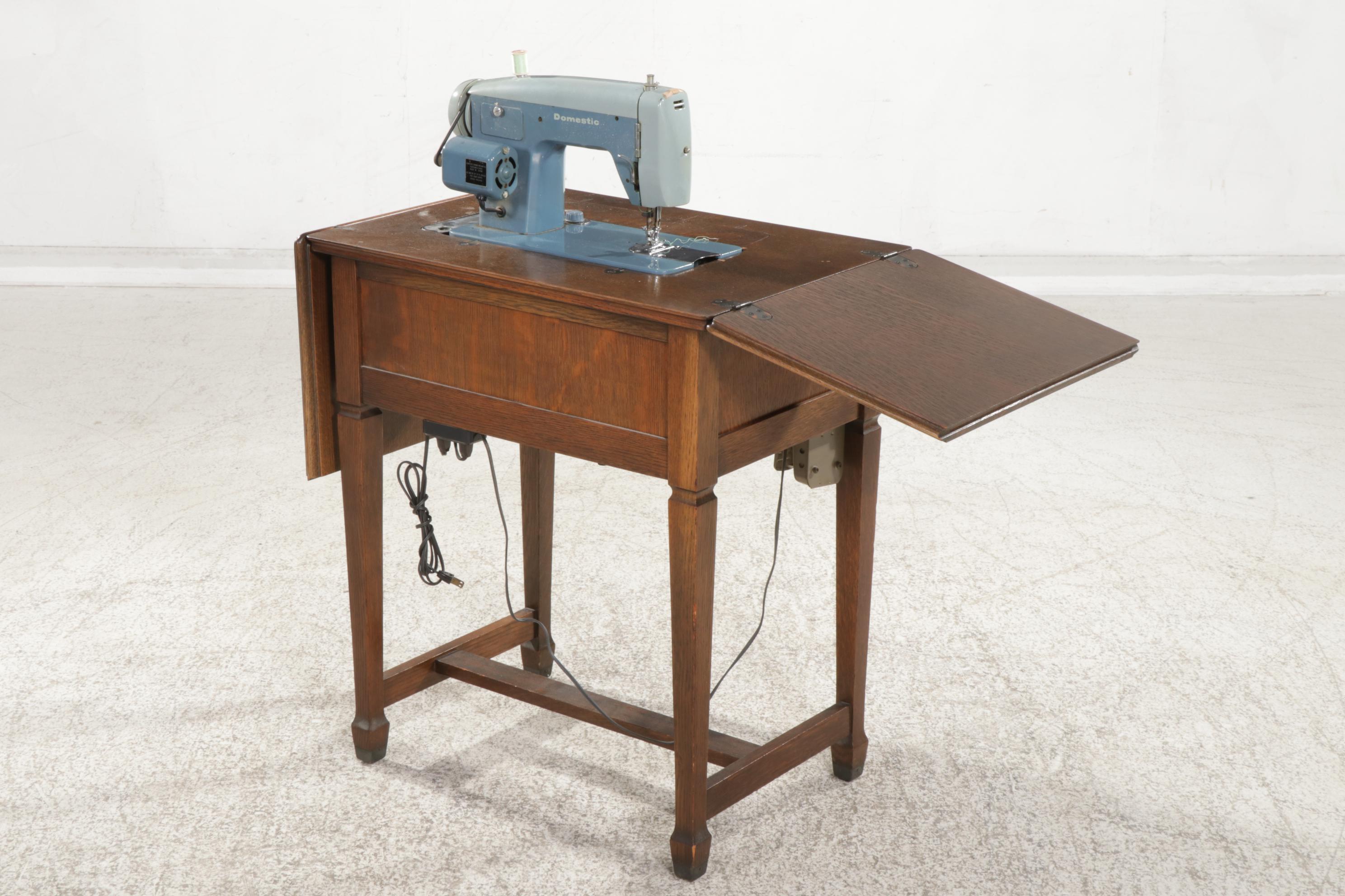 White "Domestic" Model 5135 Sewing Machine in Oak Mid20th