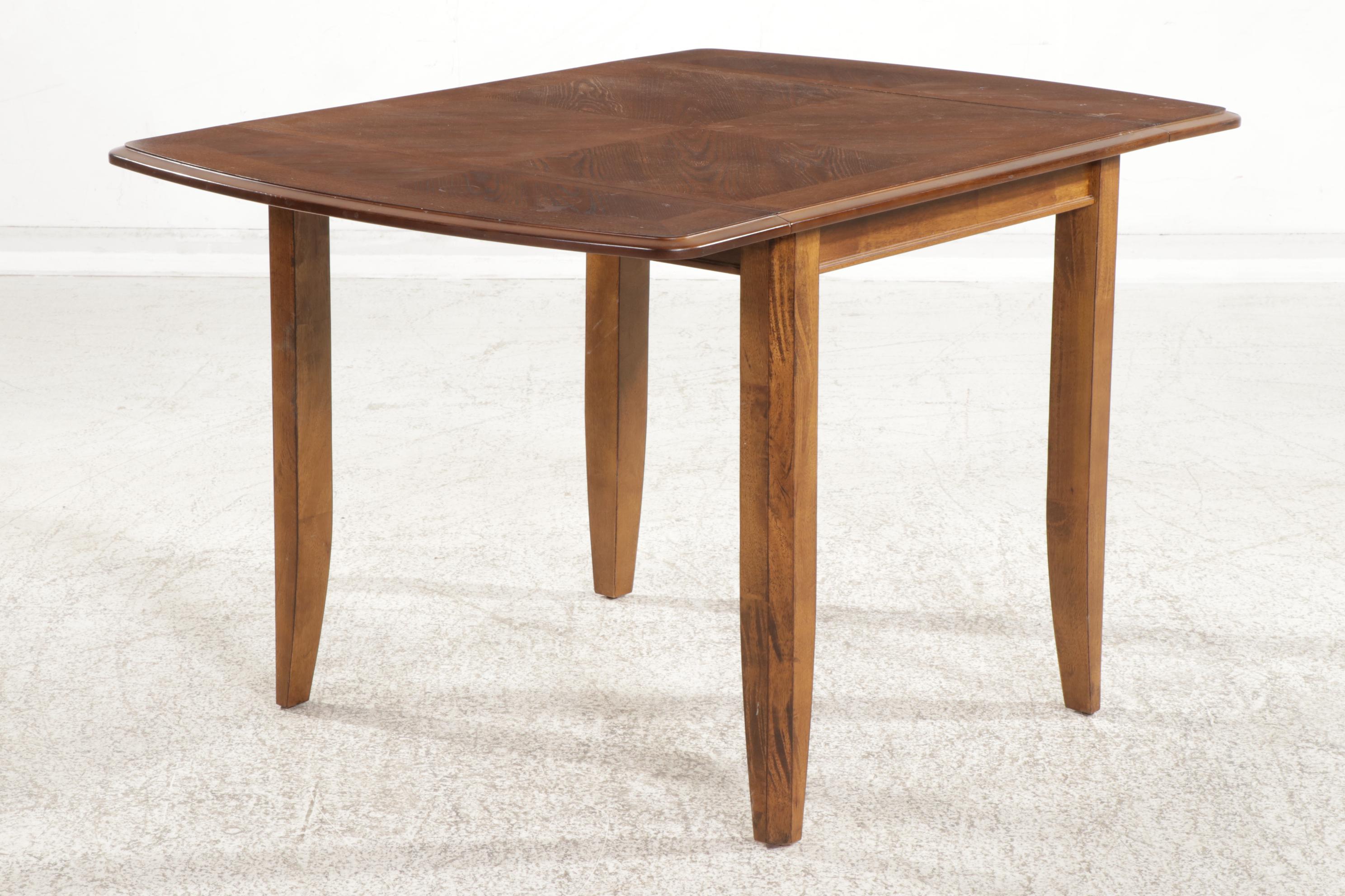 Great Veca Contemporary Oak-Grained Three-Piece Breakfast Dining Set | EBTH