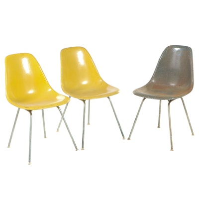 Three Herman Miller Fiberglass Shell Chairs, 1970s