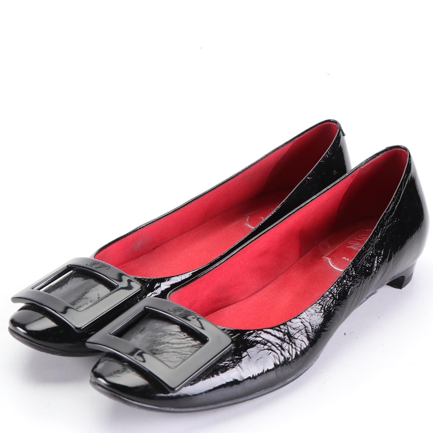 Roger Vivien Flat Buckle Shoes in Patent Leather