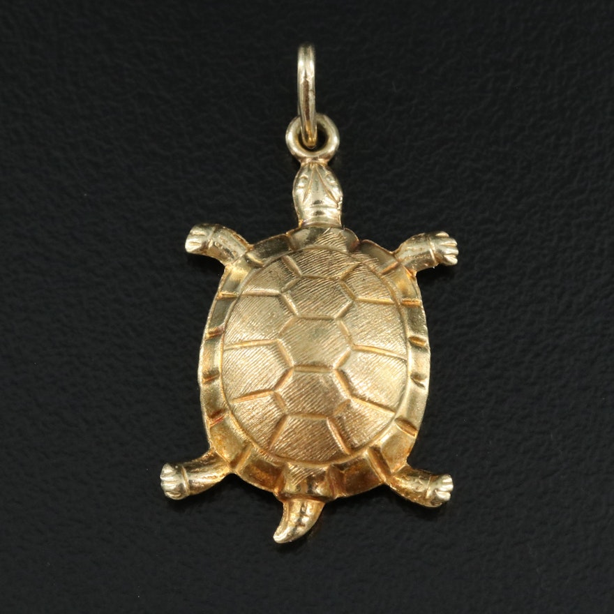 14K Turtle Pendant