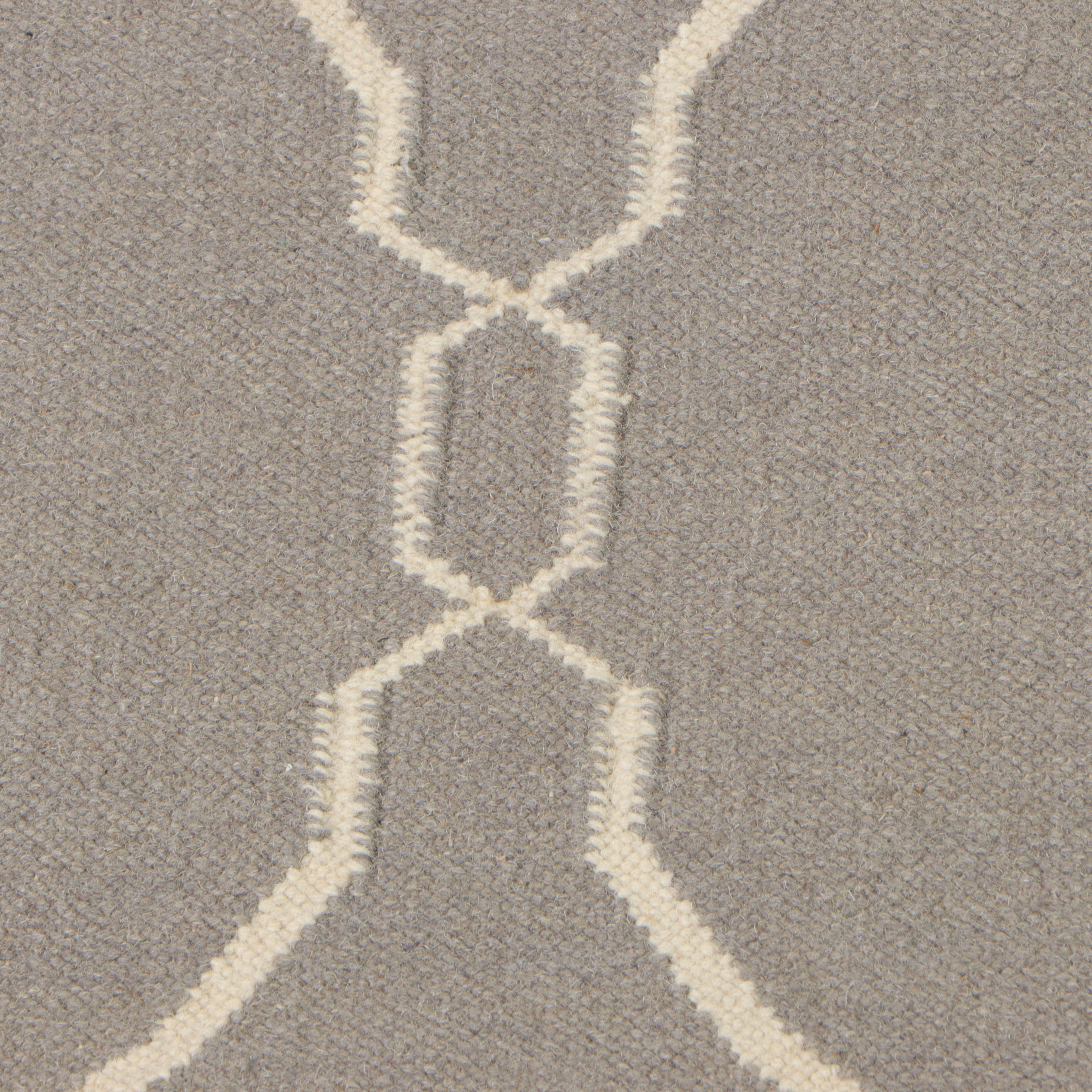 5'1 x 8' Handwoven Indian Dhurrie Area Rug EBTH