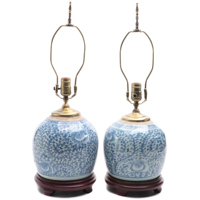 Wescal Chiense Style Blue and White Ceramic Table Lamps