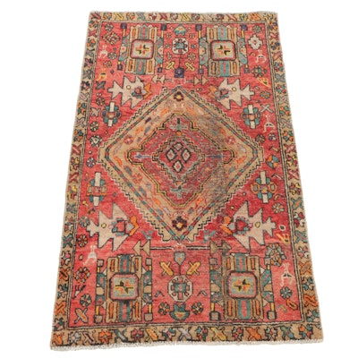 2'8 x 4'6 Hand-Knotted Persian Qashqai Accent Rug