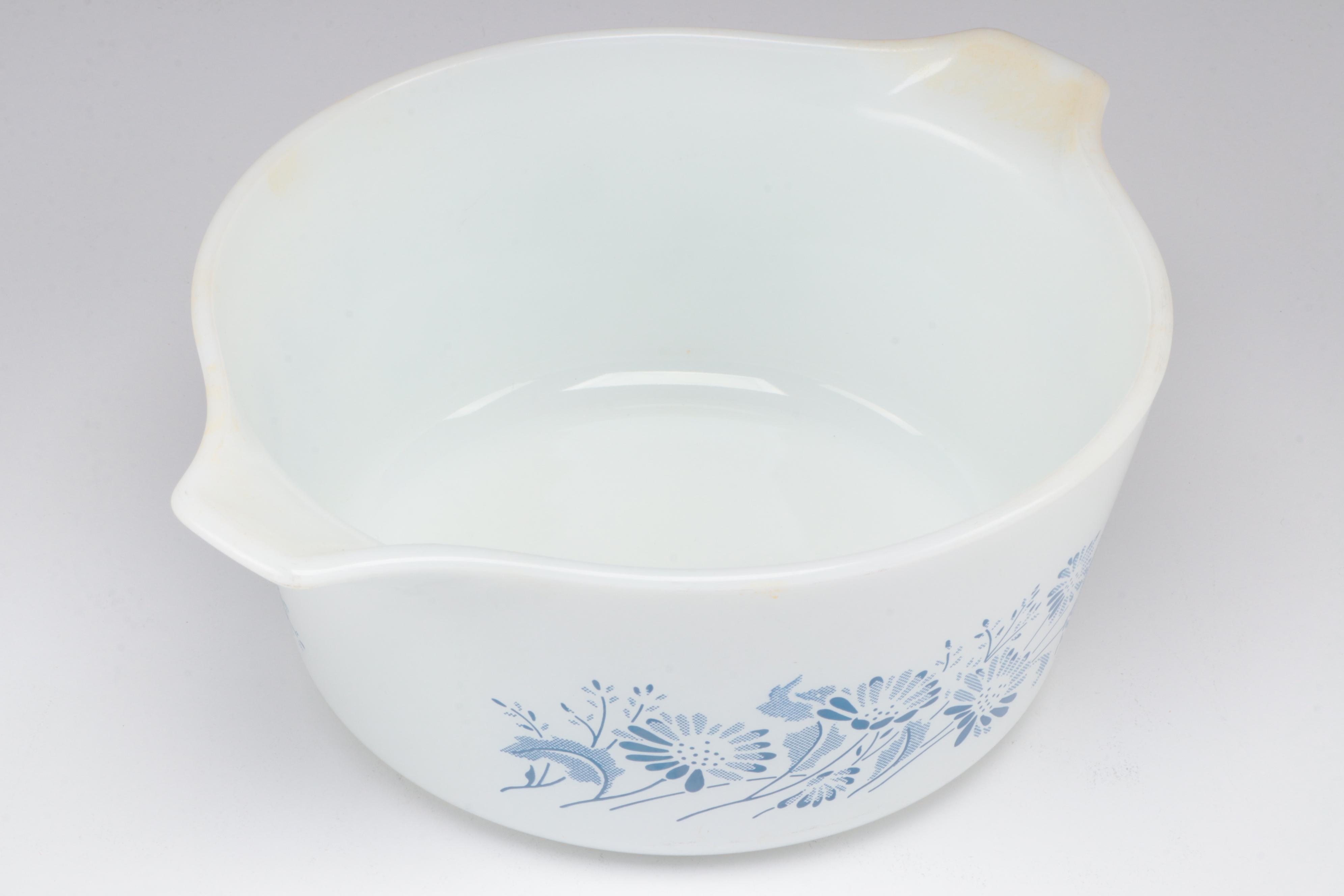 Pyrex "Colonial Mist" Nesting Casserole Set, Late 20th Century EBTH