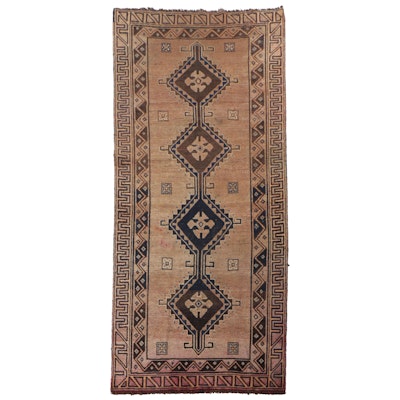 3'11 x 9'4 Hand-Knotted Persian Shiraz Long Rug