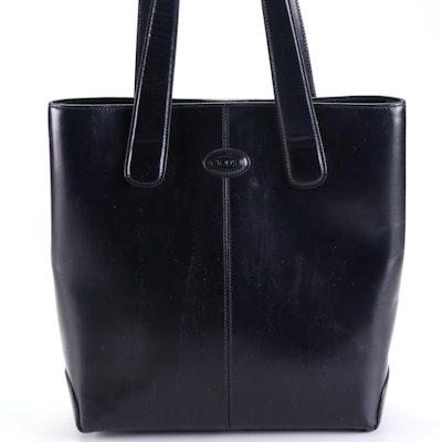 Tod's Shoulder Tote in Smooth Leather