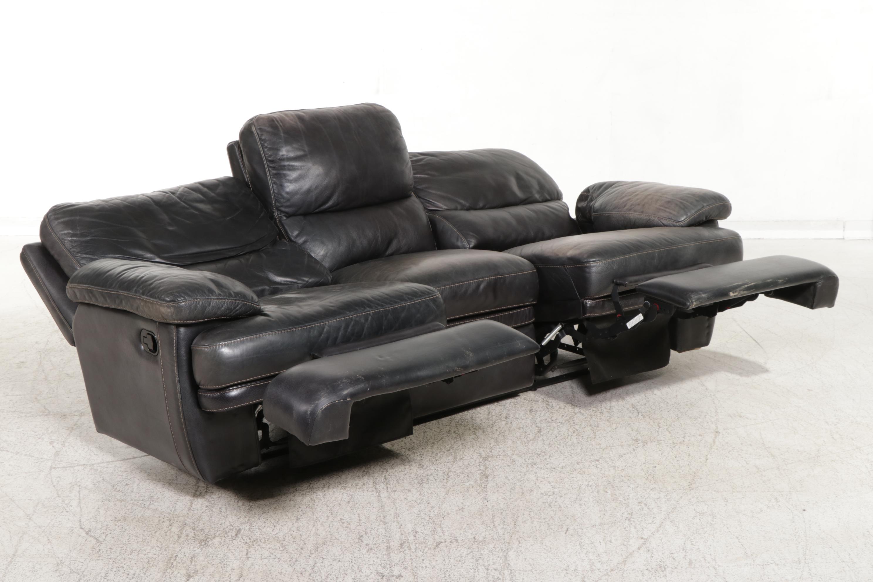 Flexsteel "Latitudes" Stitched Leather ManualRelease ThreeSeat Reclining Sofa EBTH