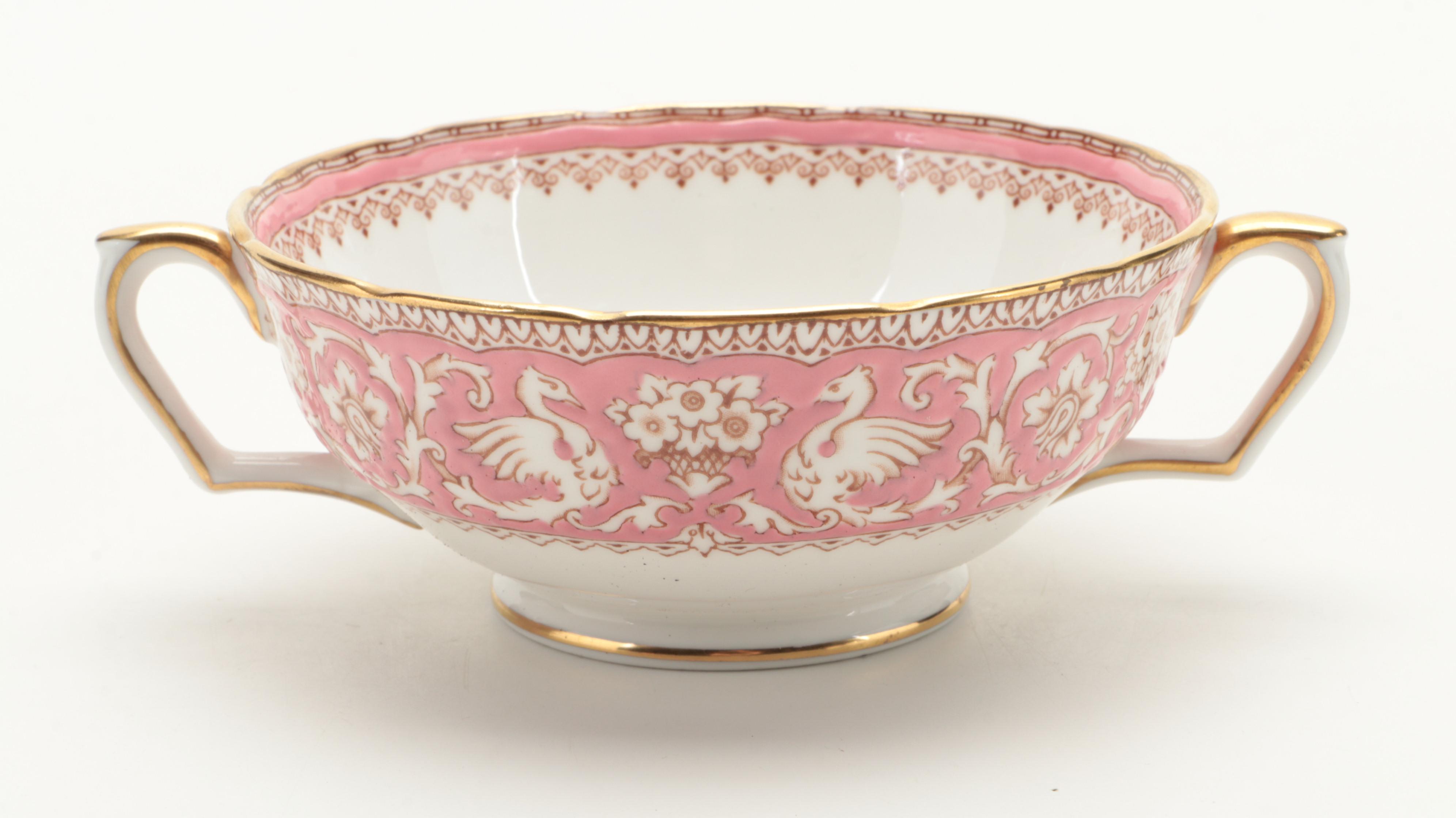 Crown Staffordshire "Ellesmere Pink" Bone China Dinnerware, 19771979
