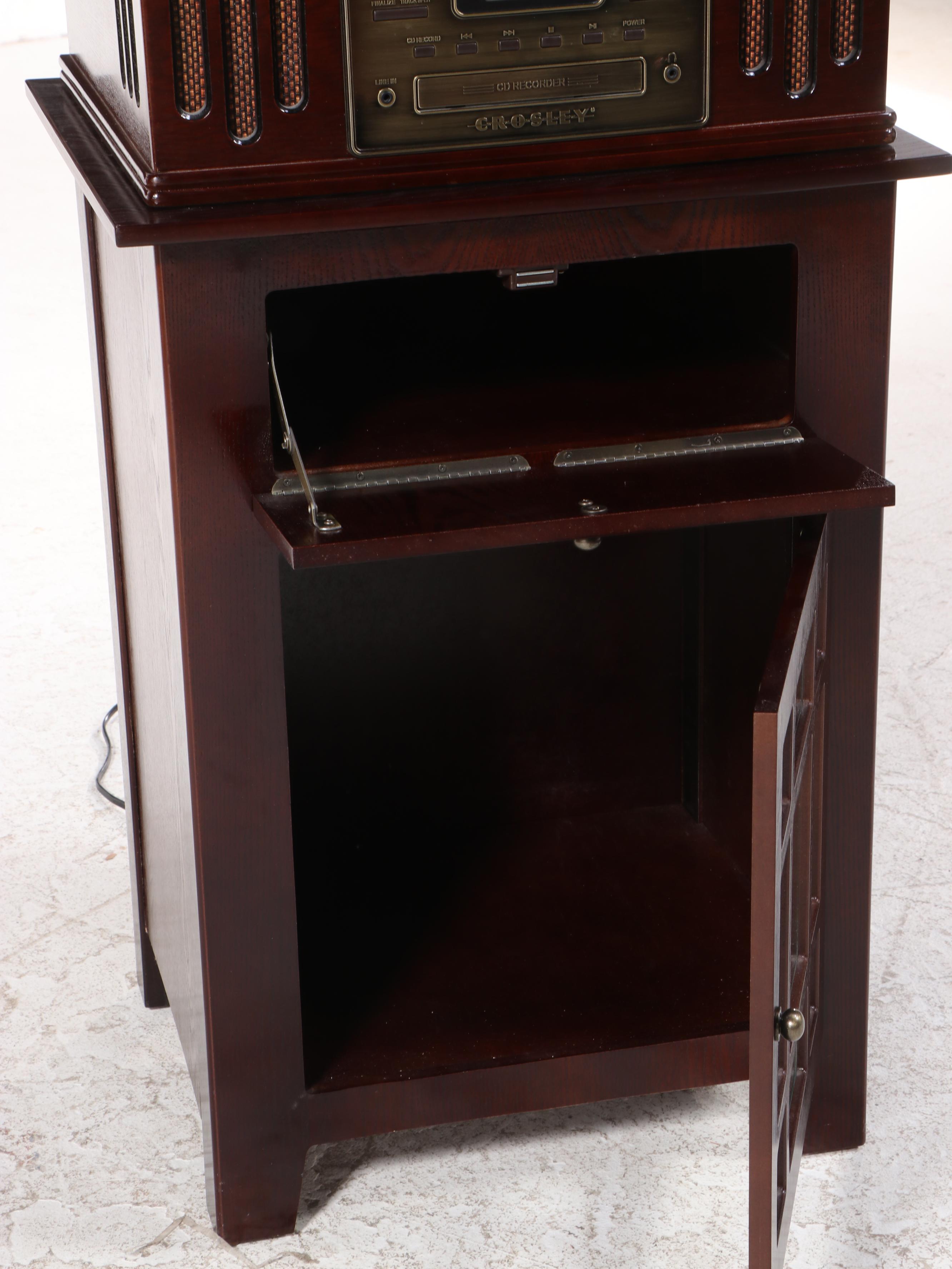 Crosley "CR24003A" LP/Cassette to CD Audio Converter Plus Stand EBTH