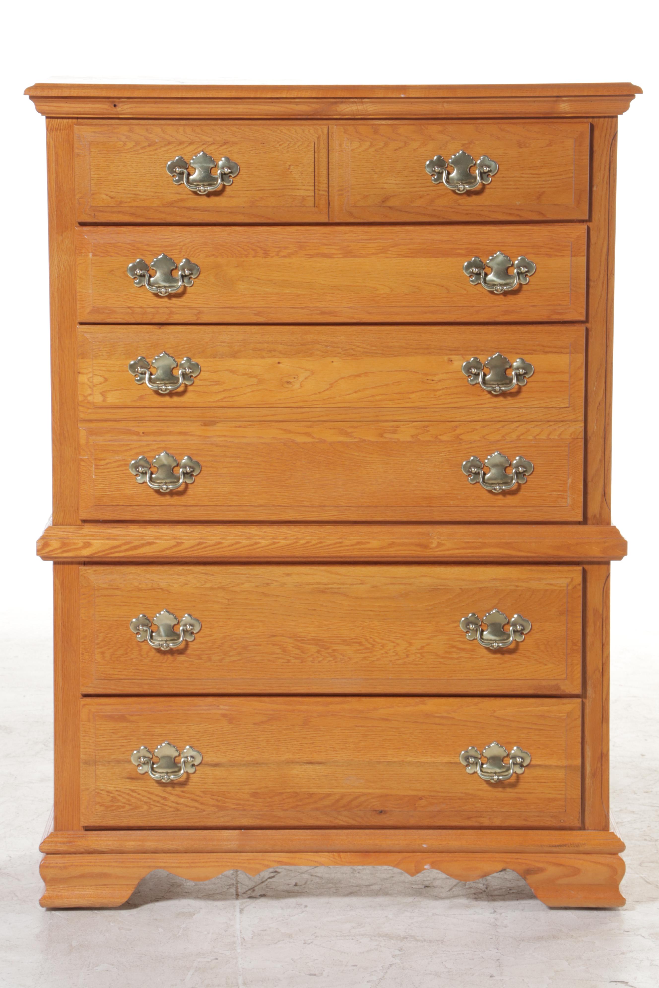 VaughanBassett Furniture Co. Federal Style Oak FiveDrawer Chest EBTH