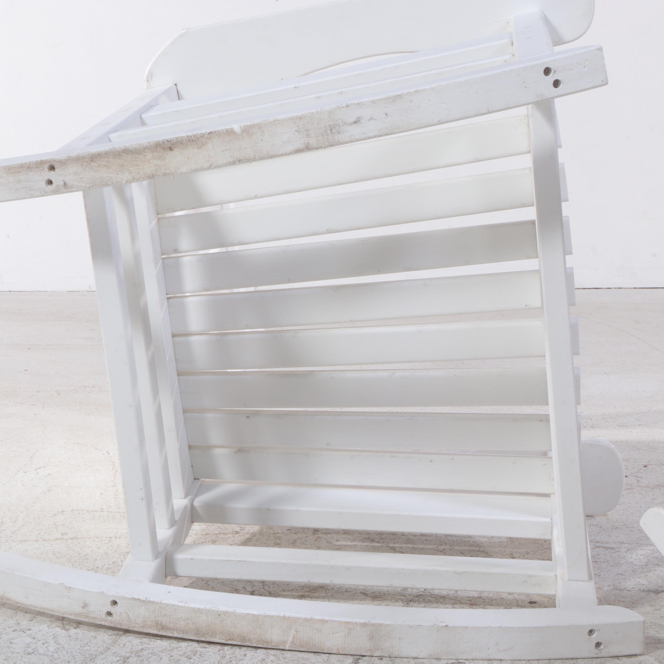 Pair of White Plastic Patio Rockers EBTH