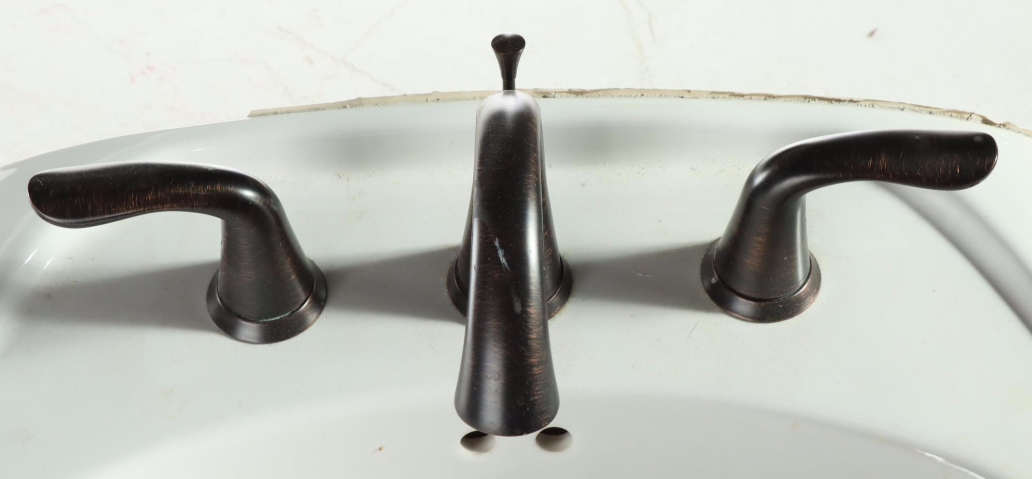 Mansfield Contemporary White Porcelain Pedestal Sink With Faucet EBTH