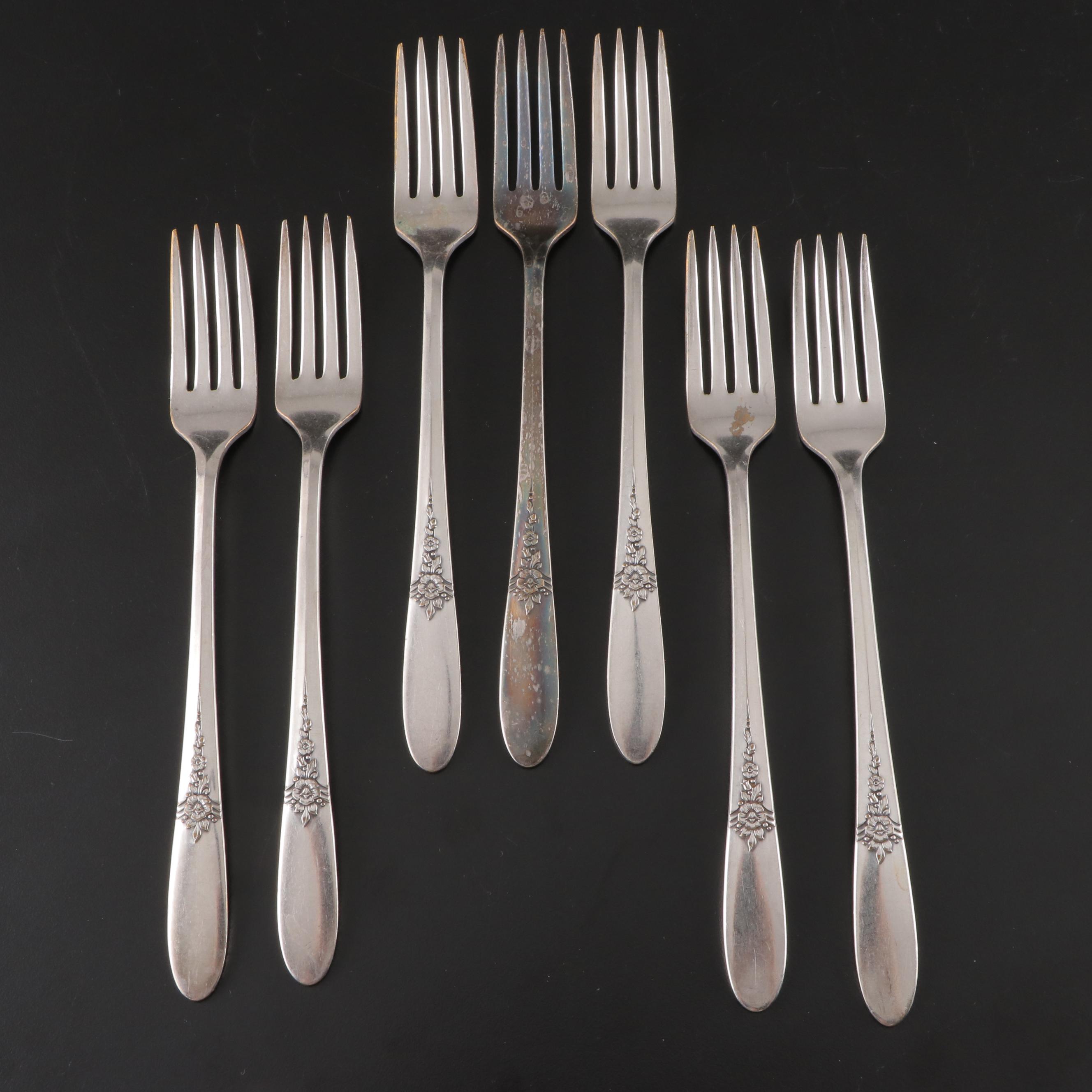 Oneida Silver Plate Flatware Service with Rose Ornamented Handles EBTH