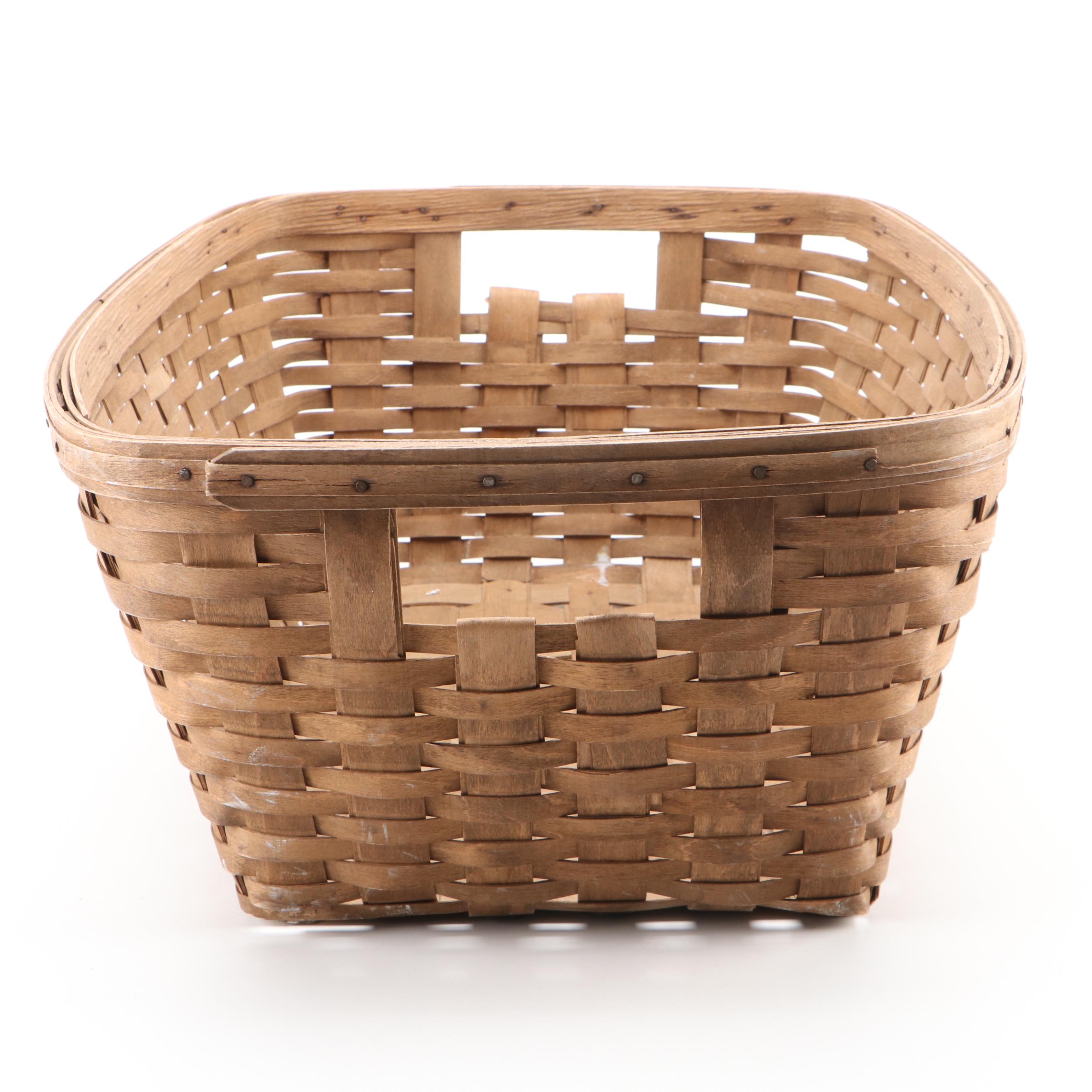 Longaberger Signature Weave Laundry Basket, 1984 EBTH