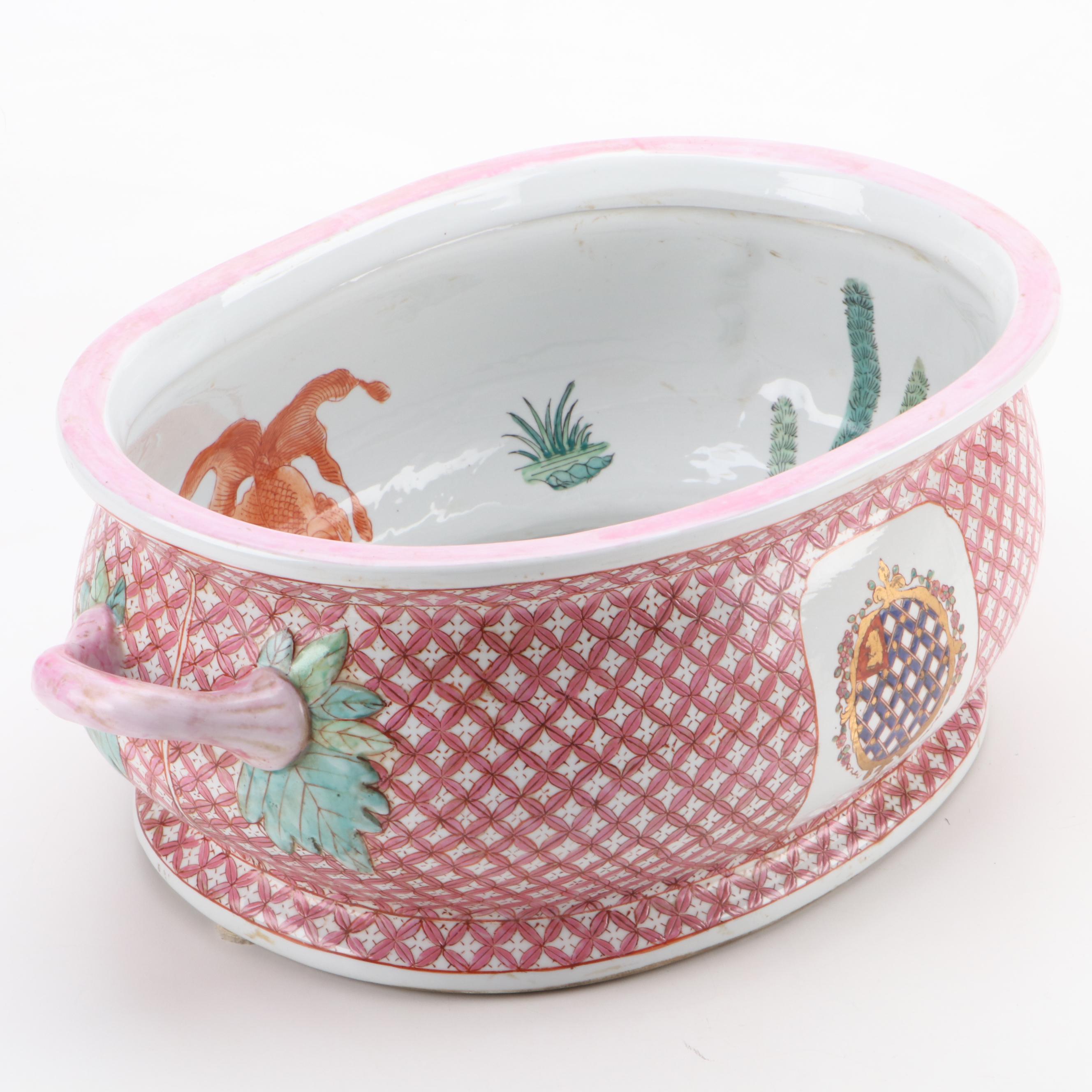 Chinese Porcelain Armorial Style Foot Bath Planter EBTH