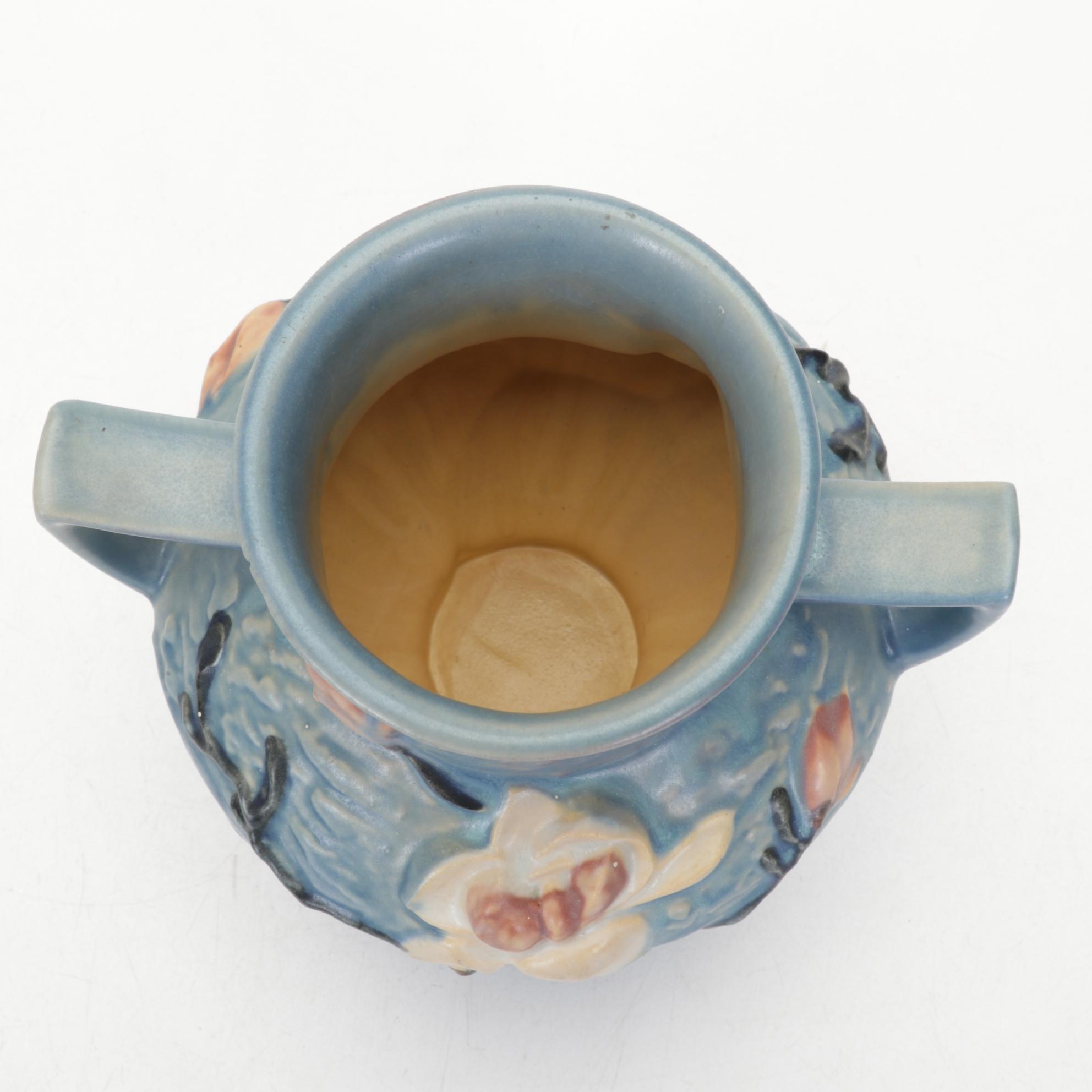 Roseville Dogwood and Waterlily Vases with Hull Pottery Vase EBTH