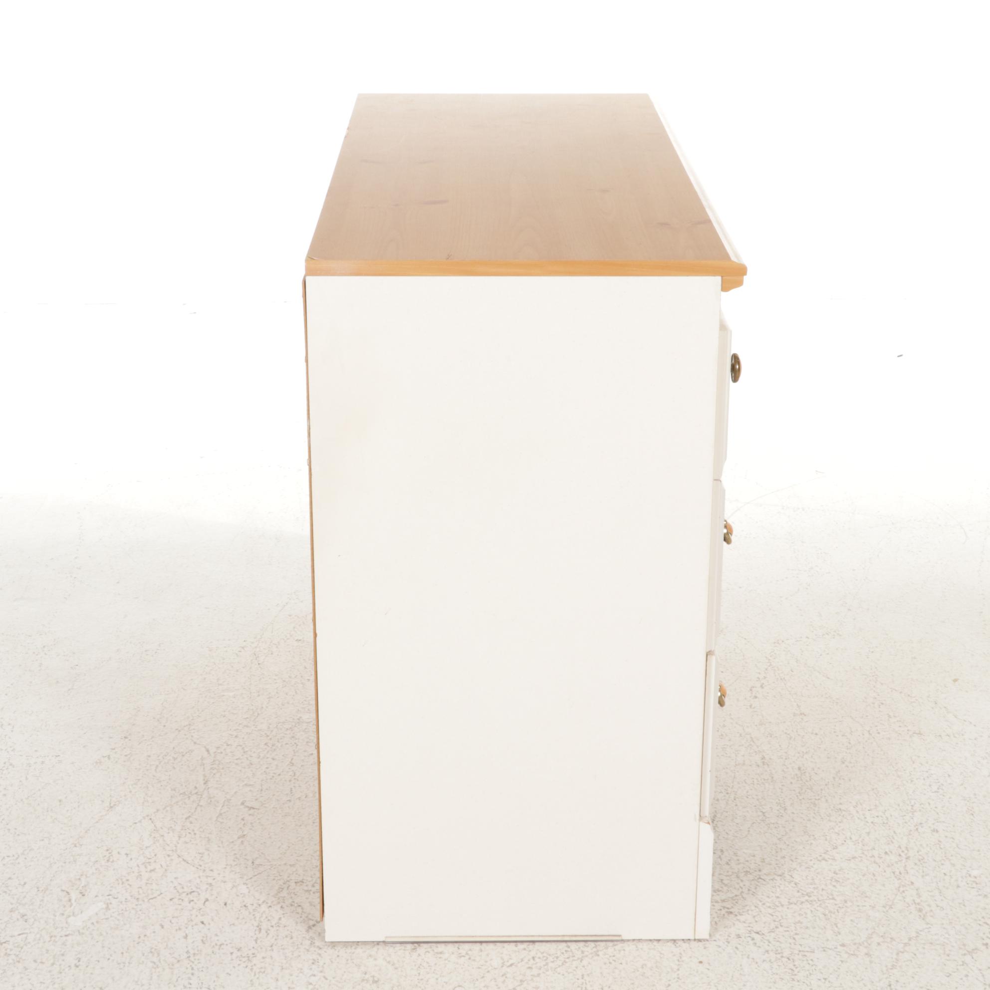 Lea Industries White Finished Chest of Drawers, Late 20th Century EBTH