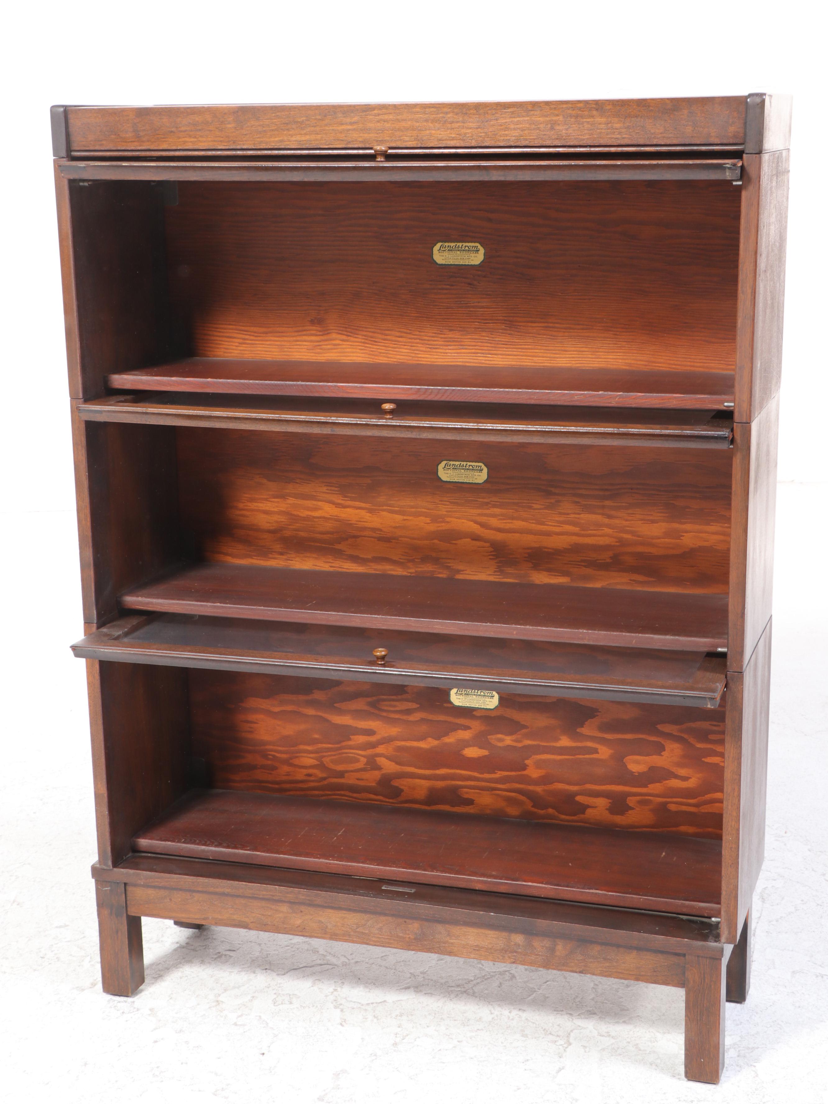 Lundstrom Walnut ThreeStack Barrister's Bookcase, Early 20th Century