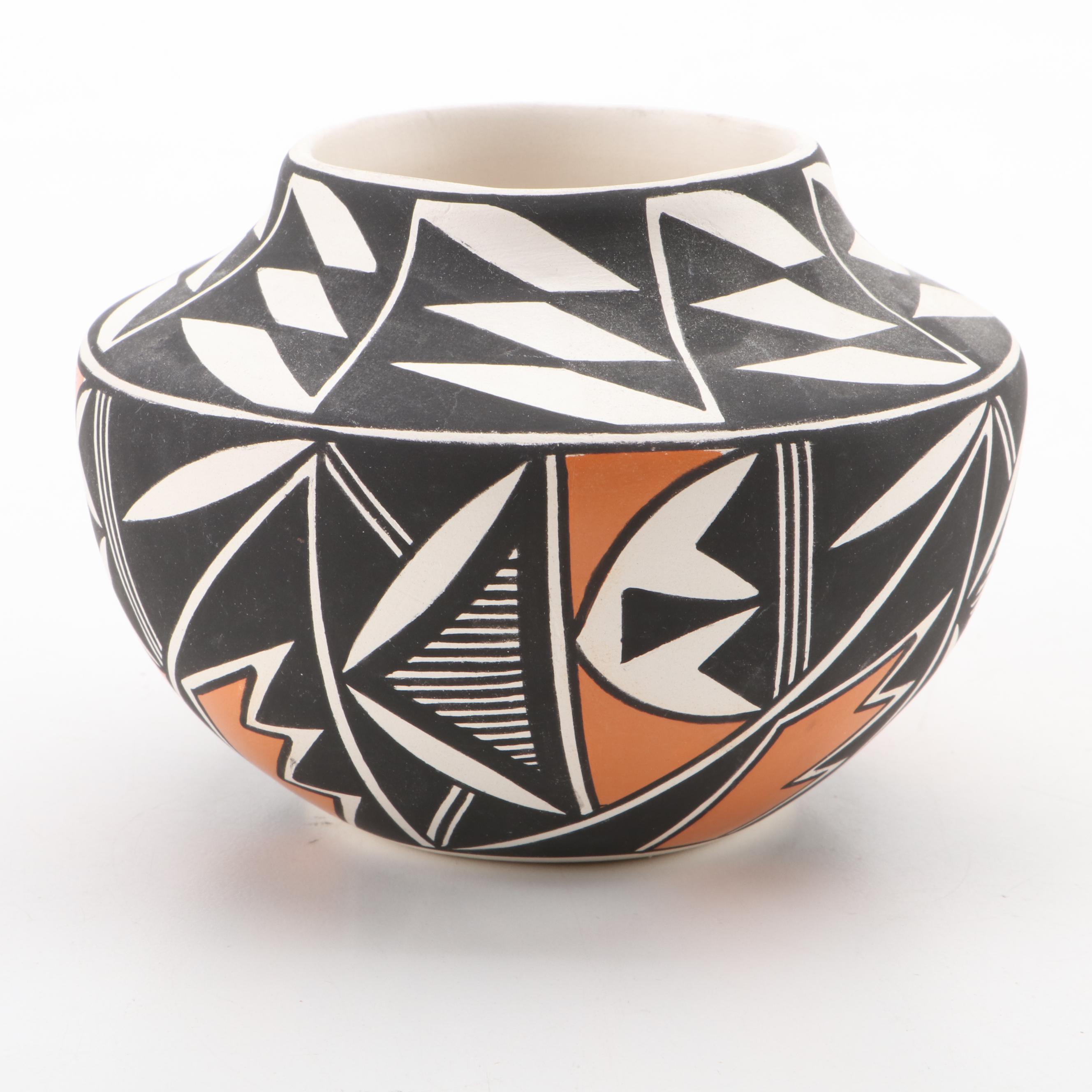 Artist Signed and Jemez Pueblo Polychrome Pottery Jars EBTH