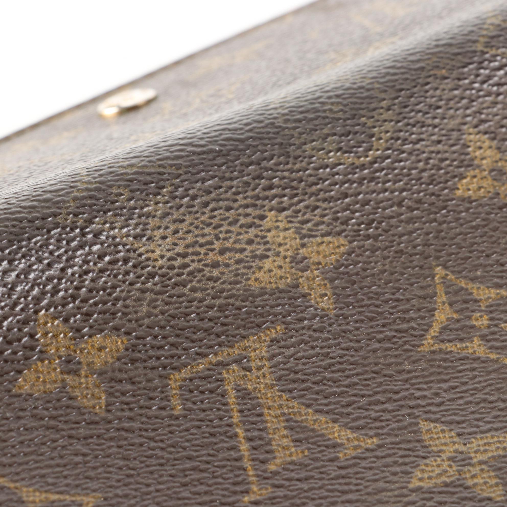 Louis Vuitton Passport Wallet in Monogram Canvas EBTH