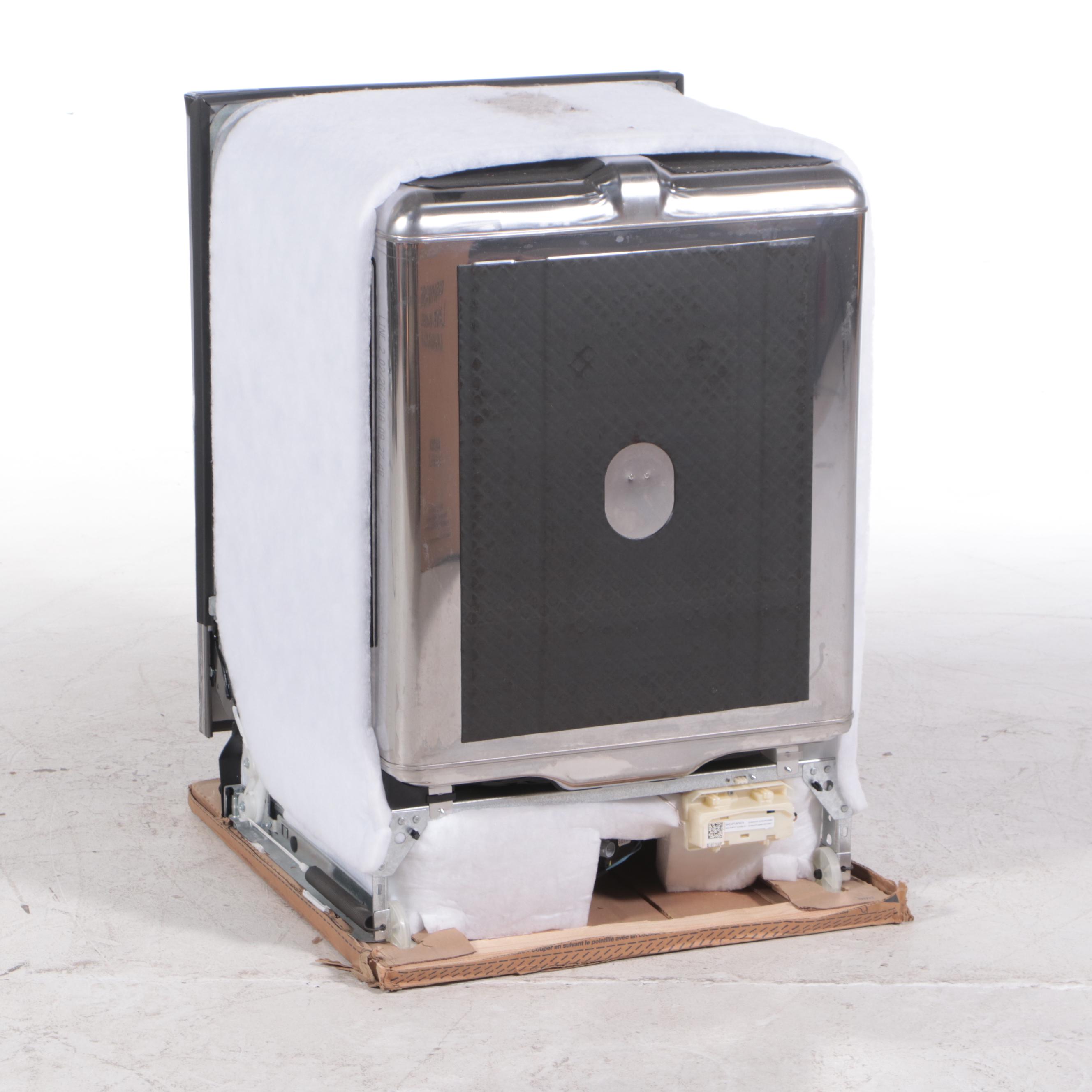 Whirlpool 24" BuiltIn Dishwasher with Black Stainless Steel Tub EBTH