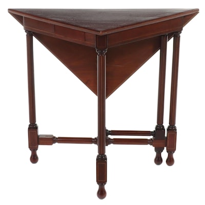 Federal Style Mahogany and String-Inlaid Corner Drop-Leaf Table, 20th Century