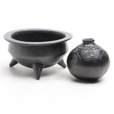 Lama Oaxaca Black Footed Pottery Bowl with Incised Decorated Pot