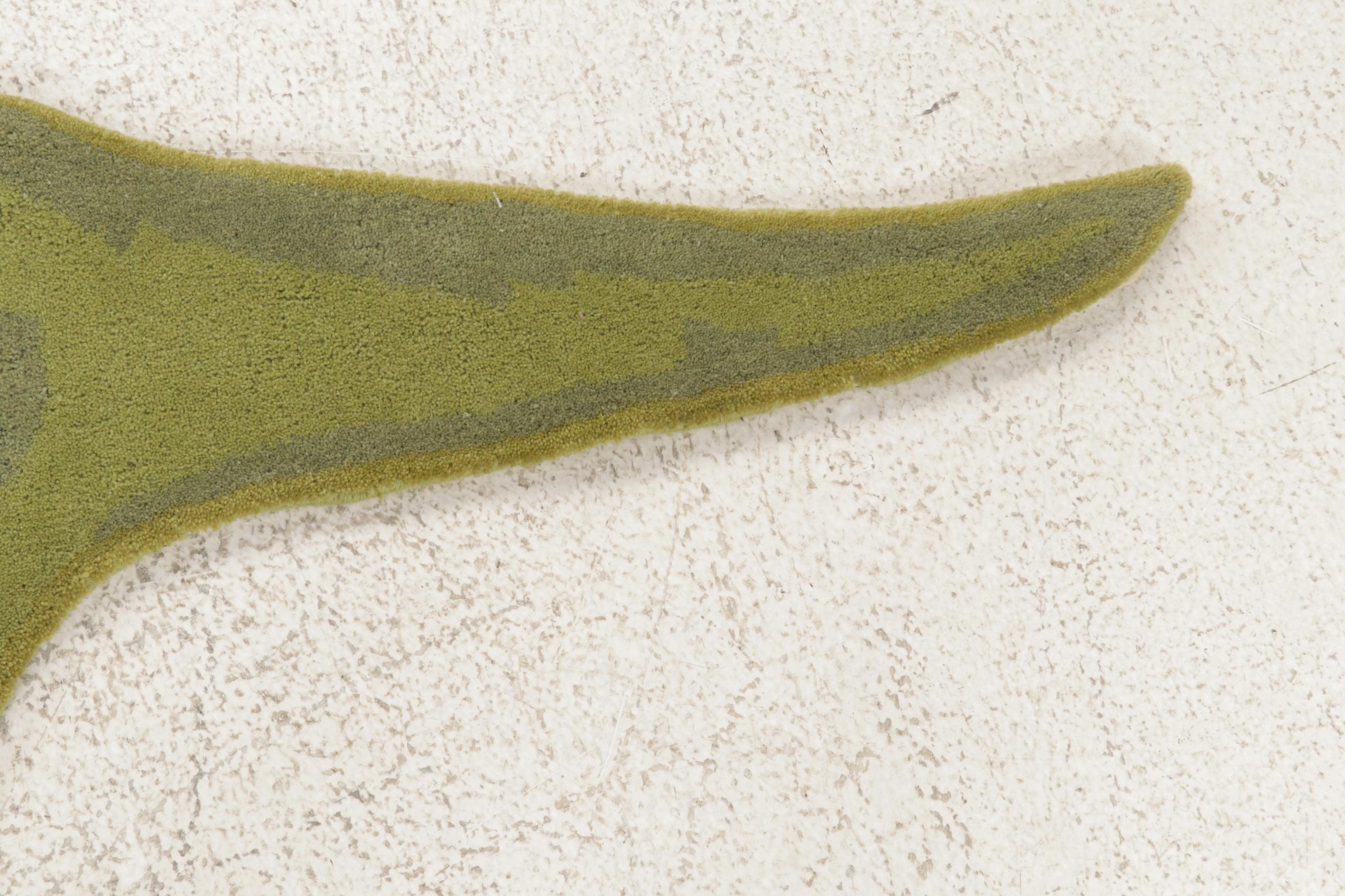 3' x 5'1 HandTufted T.Rex Shaped Pictorial Accent Rug EBTH