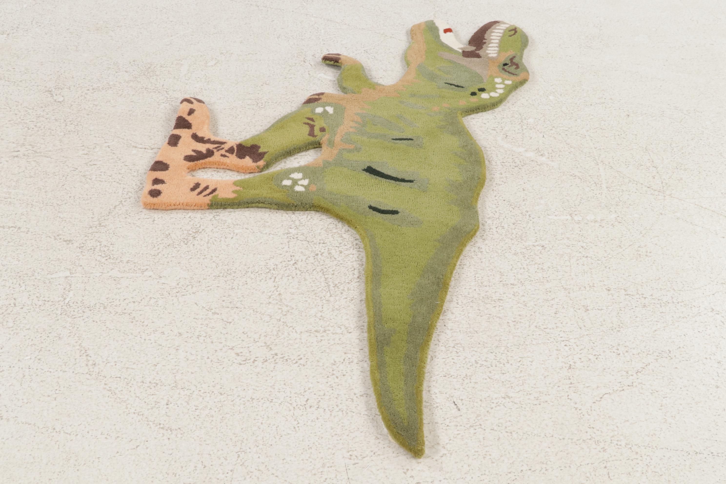 3' x 5'1 HandTufted T.Rex Shaped Pictorial Accent Rug EBTH