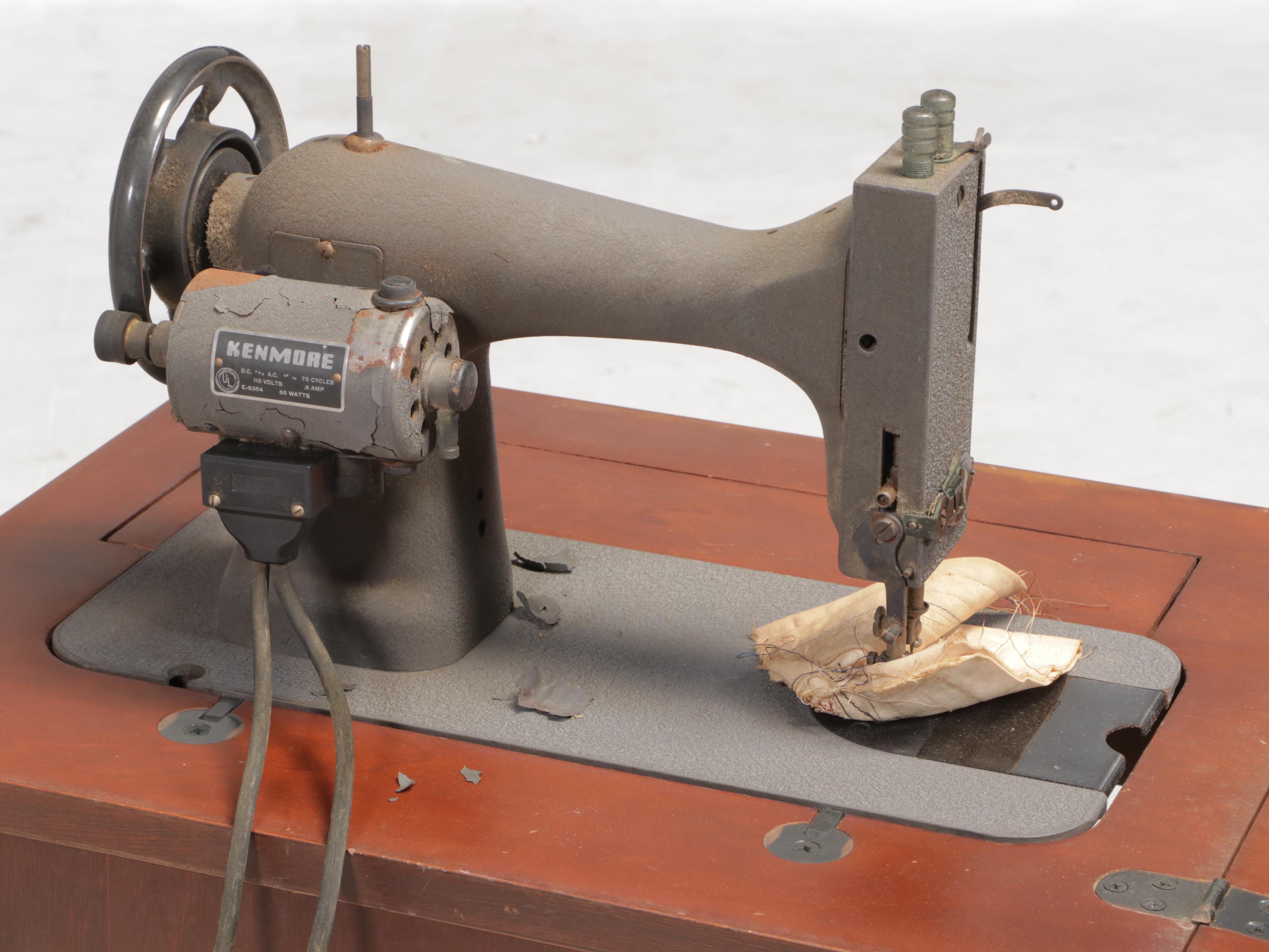 Kenmore E6354 Rotary Sewing Machine with Sewing Table, Early/Mid 20th