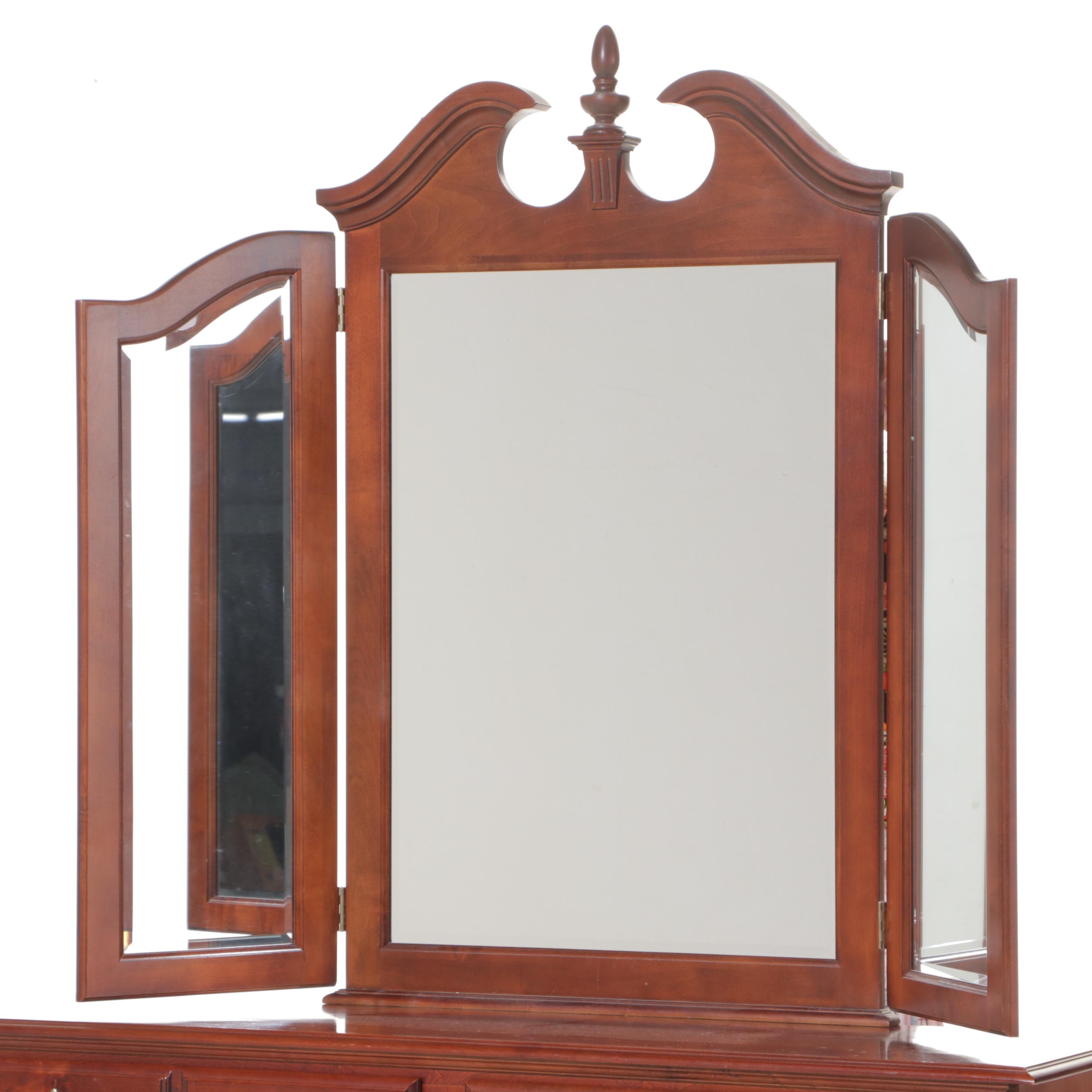 Pennsylvania House "Medallion Collection" Cherrywood Dresser with