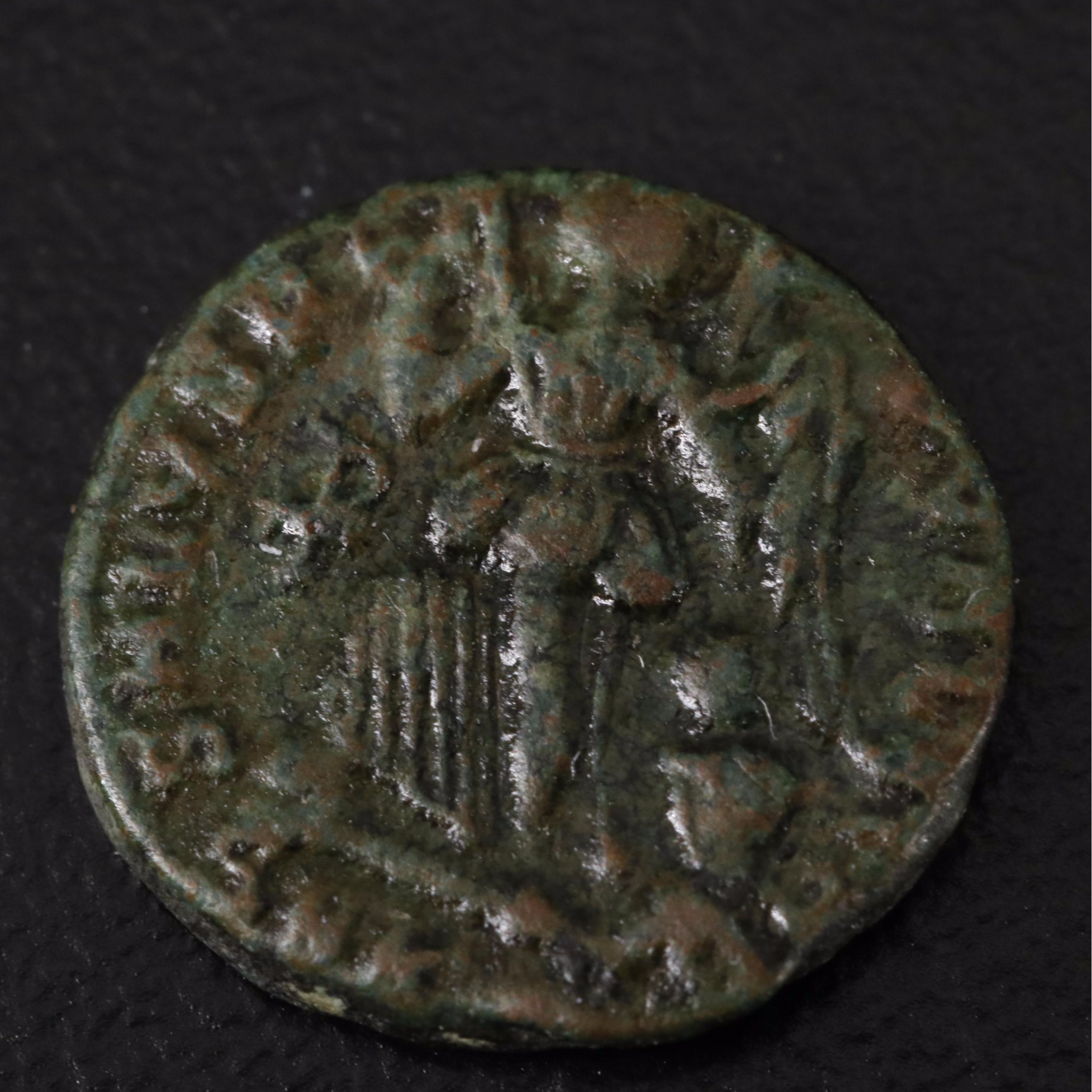 1.5 tons of bronze coins found in east China
