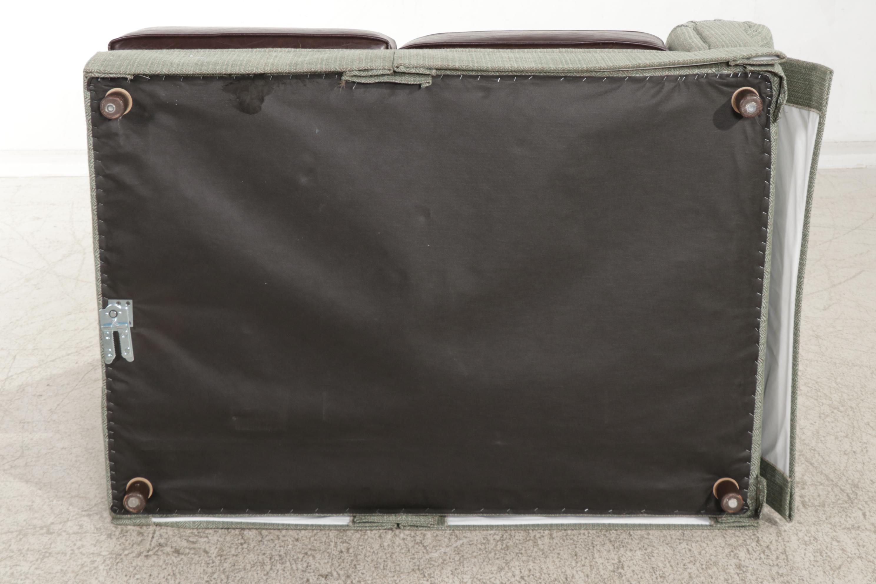 Norwalk Furniture Bonded Leather and Upholstered Sectional Sofa EBTH