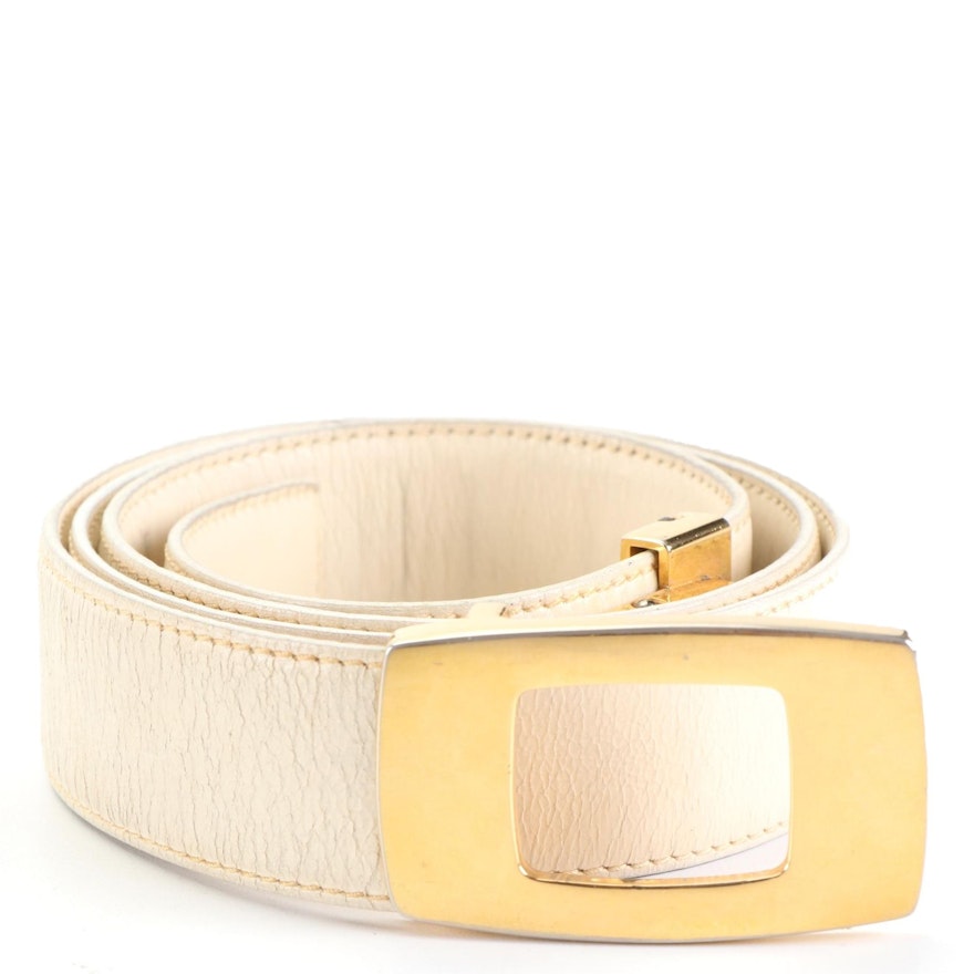 Gucci Gold Buckle Belt in Grained Leather
