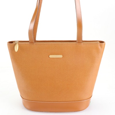Burberry Bucket Tote Bag in Leather