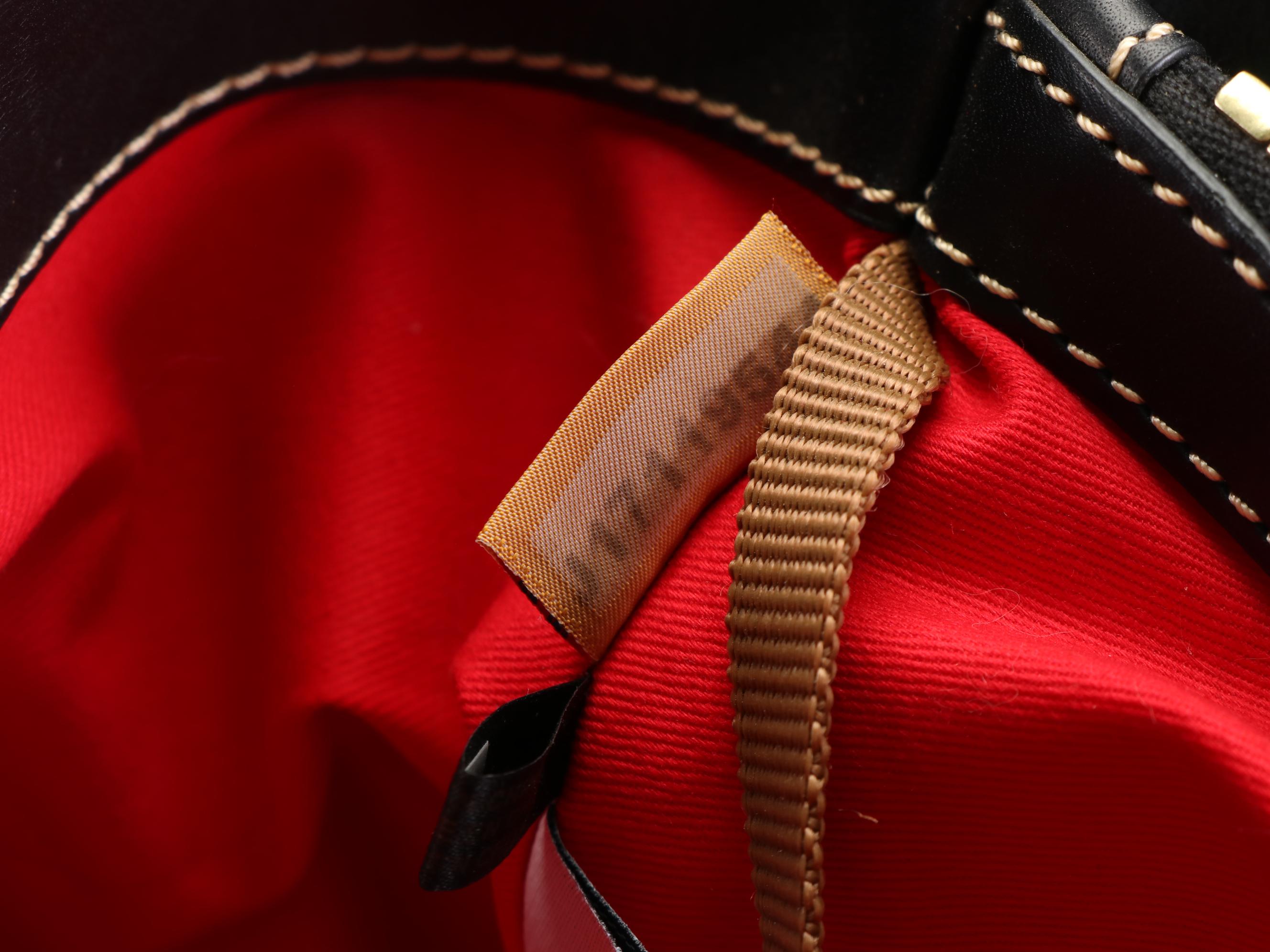 Dooney & Bourke Disney Tote Bag in Embossed Leather EBTH