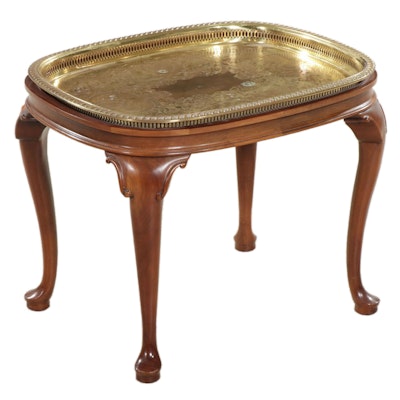Hekman Furniture Queen Anne Style Brass Tray Top Side Table