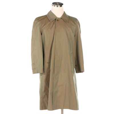 Men's Burberrys Raglan Sleeve Raincoat in Cotton