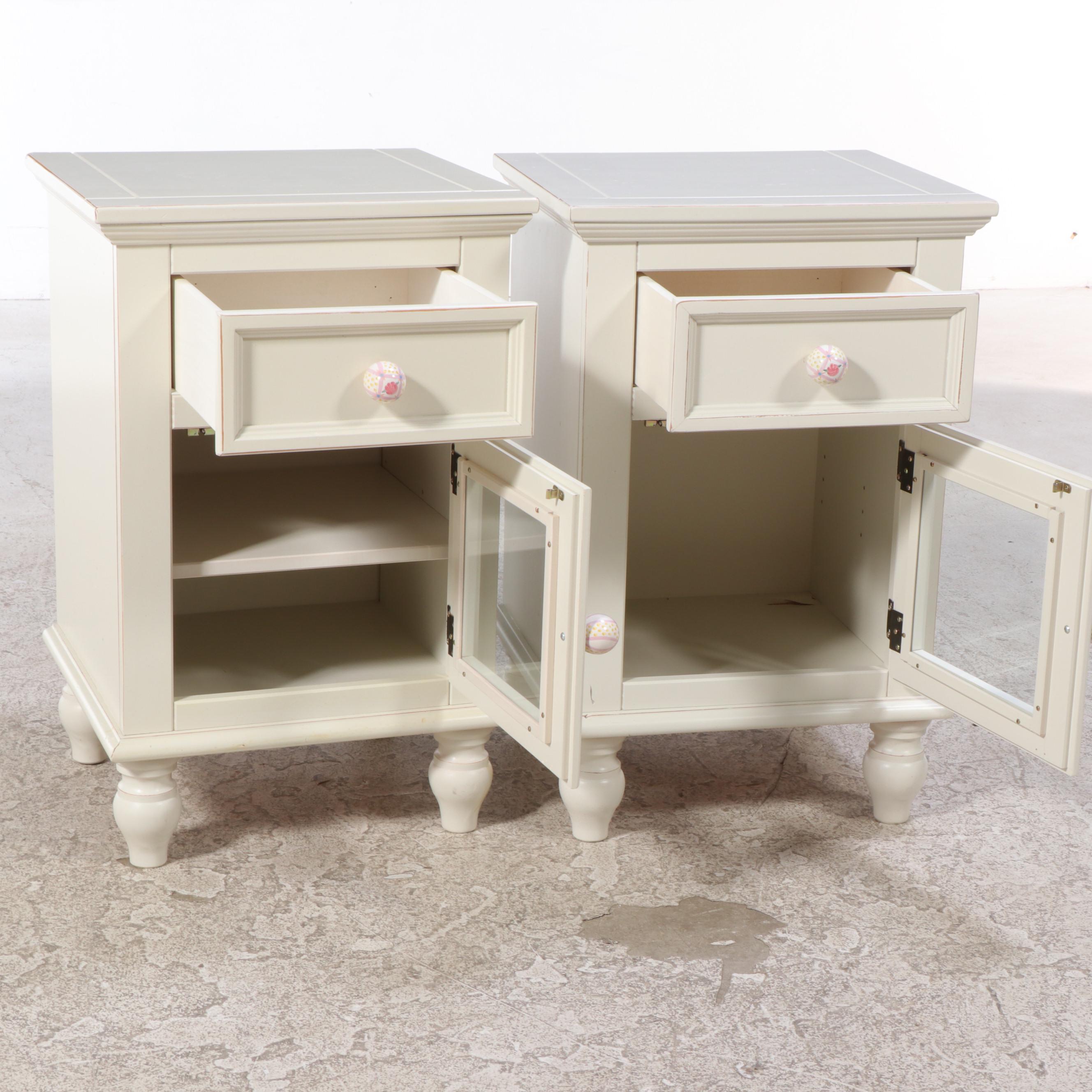 Pair of Ballard Designs WhitePainted Bedside EBTH